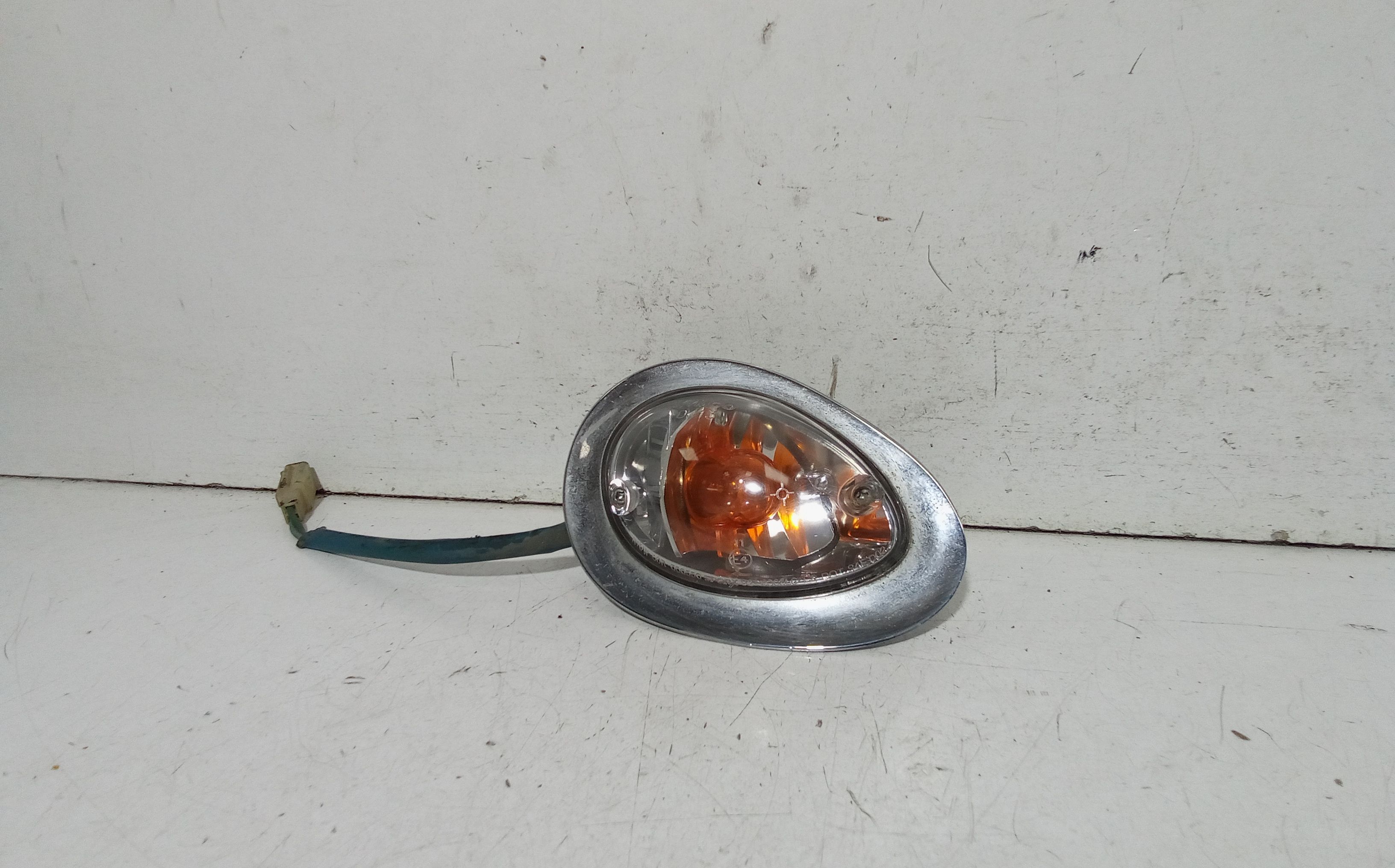 Lampada Direzione Ant. Destro Usato