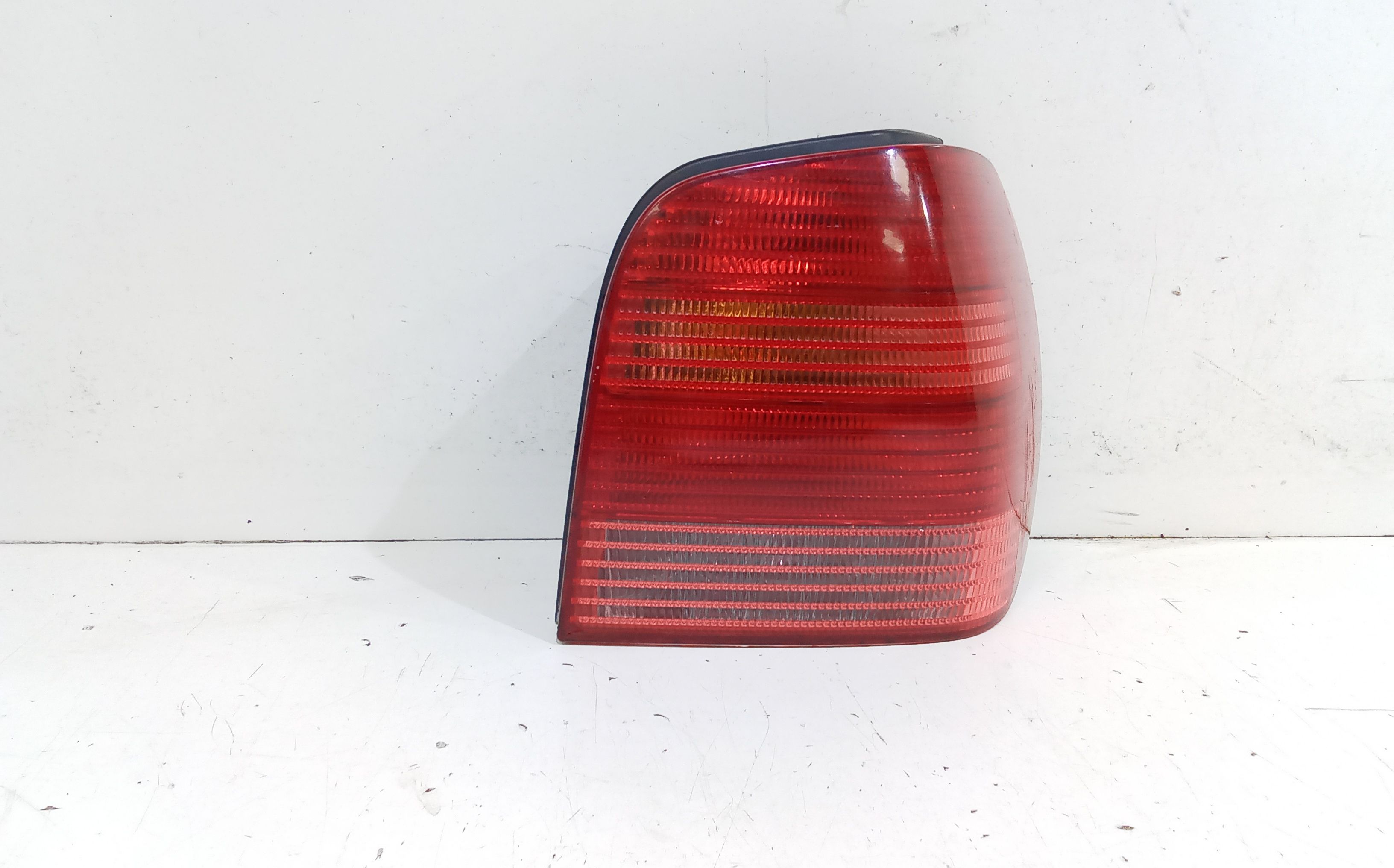 Fanale Post. Destro 6N0945096 Usato