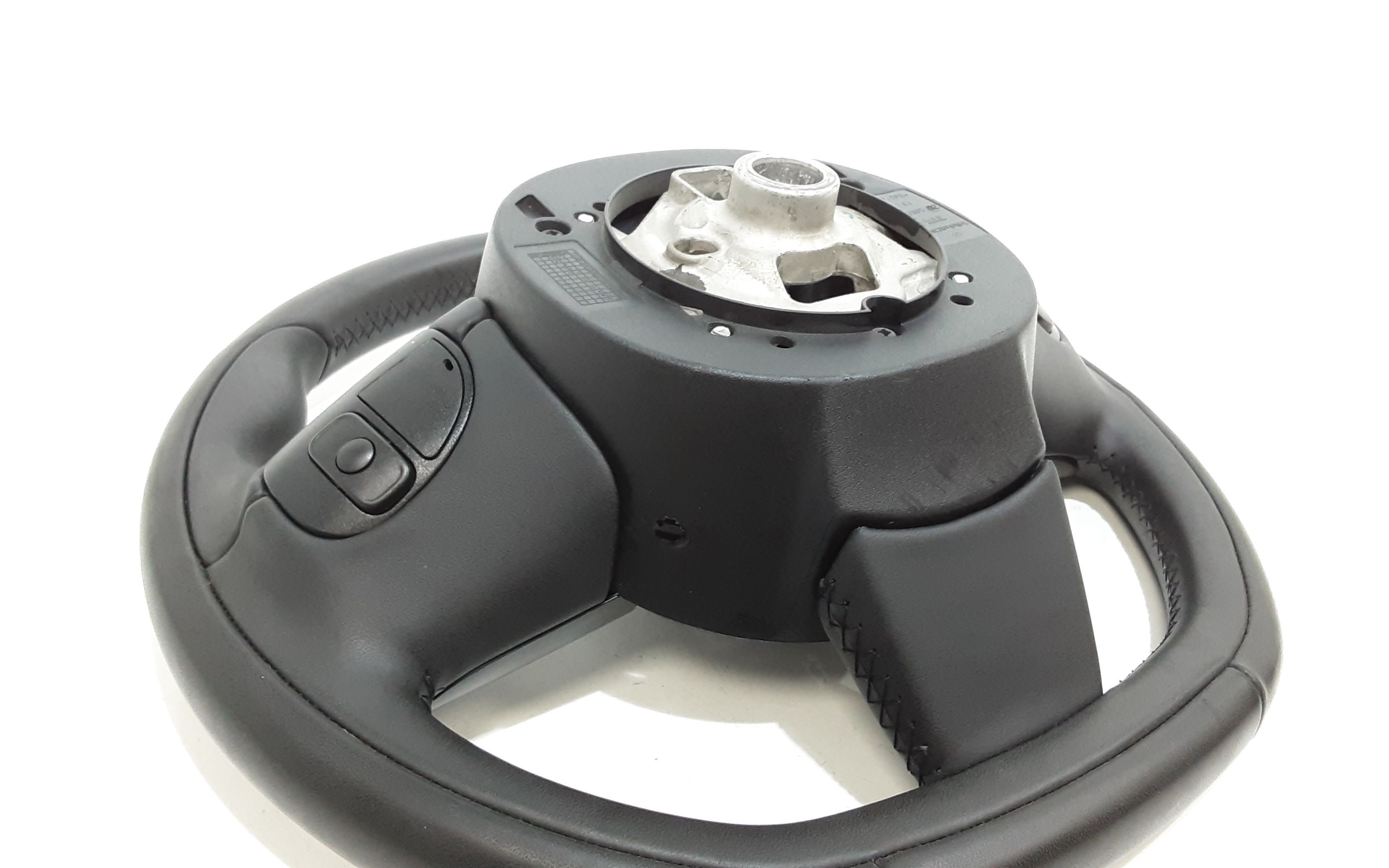 Volante 735687527 Usato