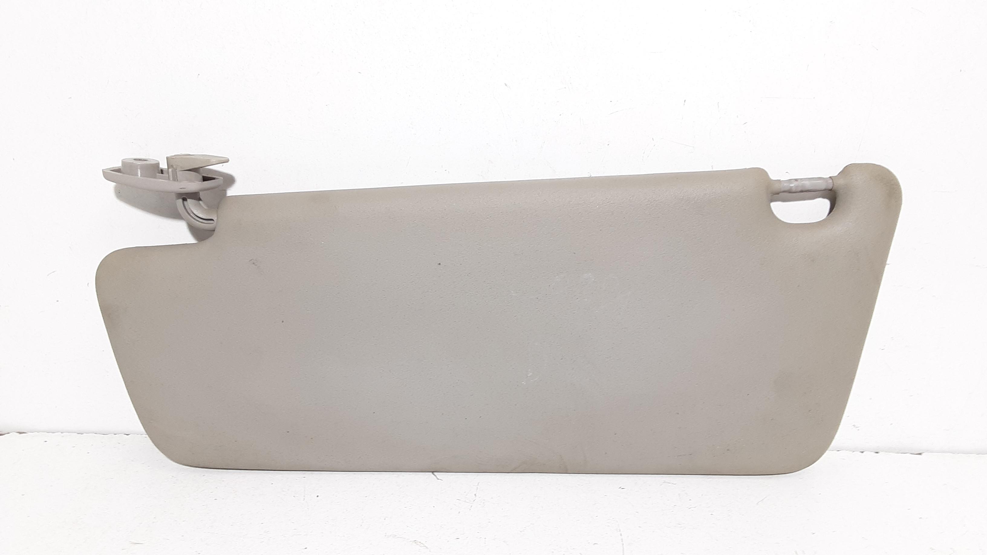 Aletta Parasole Parabrezza Destro 13163837 Usato