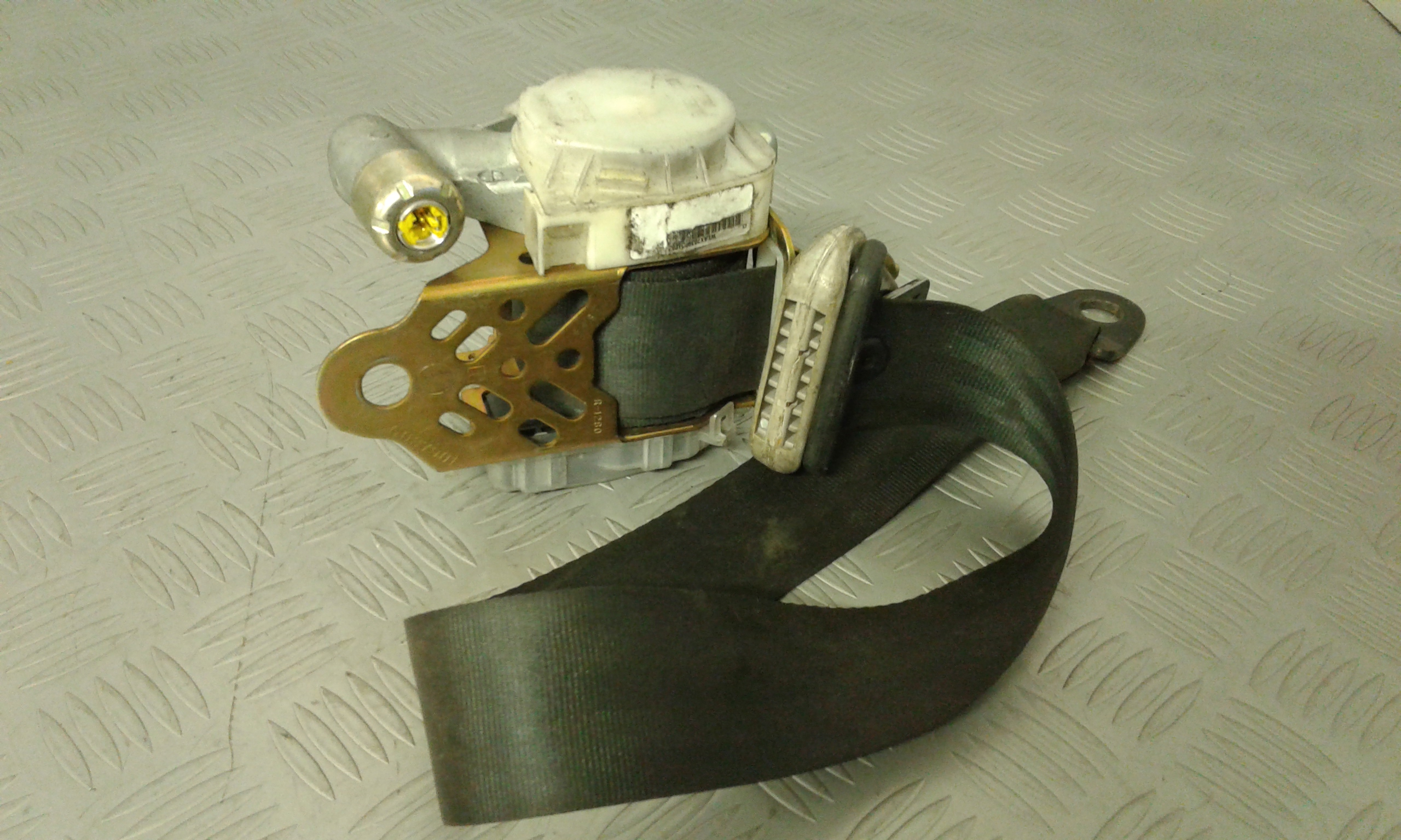 Cintura Di Sicurezza Ant. Destro 86884AX700 Usato