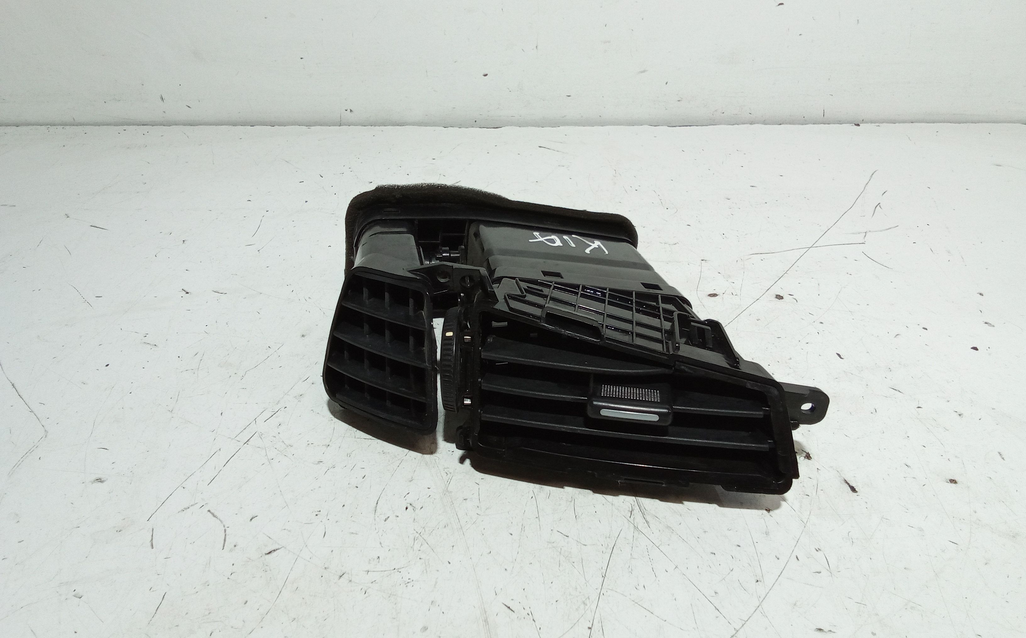 Condotto Aria Bocchette Lat. Cruscotto Destro Usato