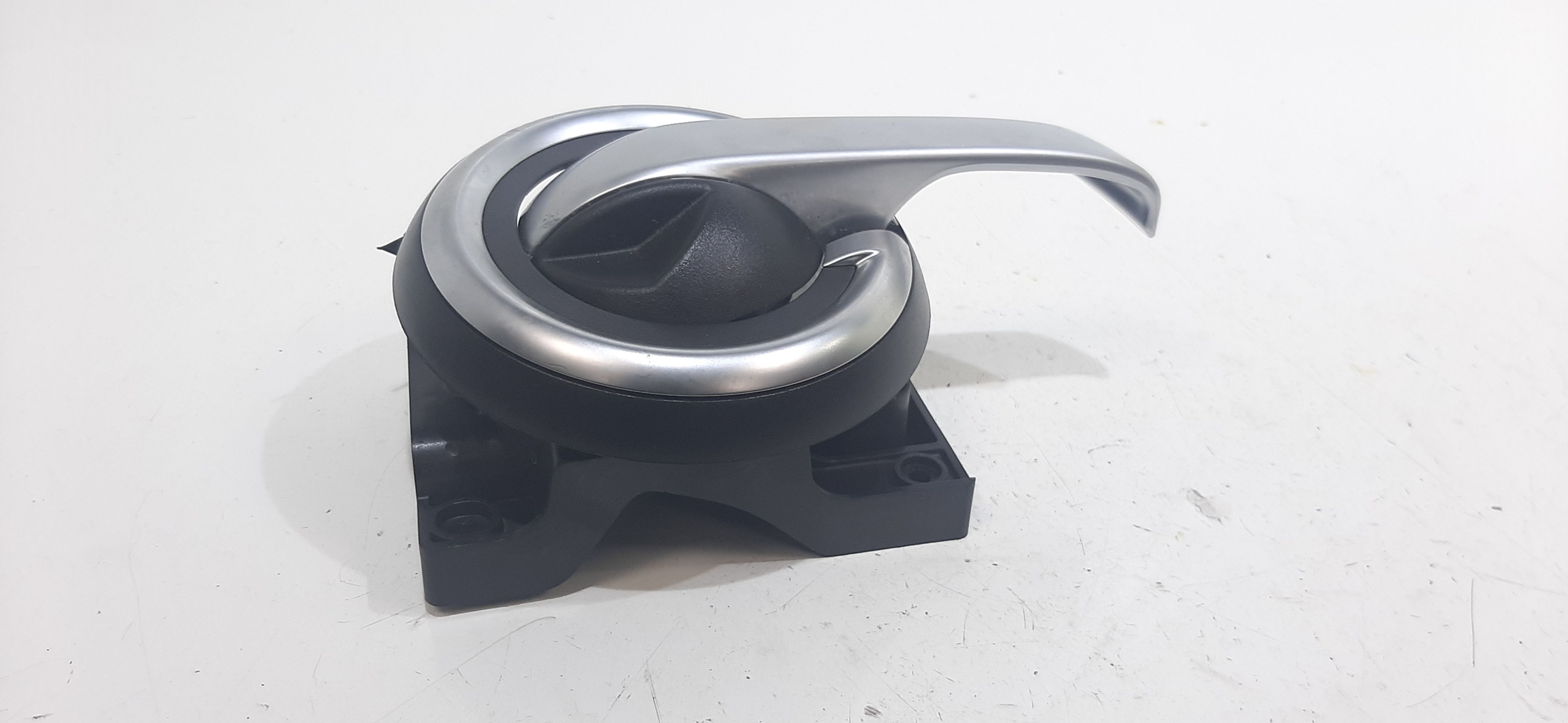 Maniglia Int. Apertura Porta Post. Destro 735610495 Usato