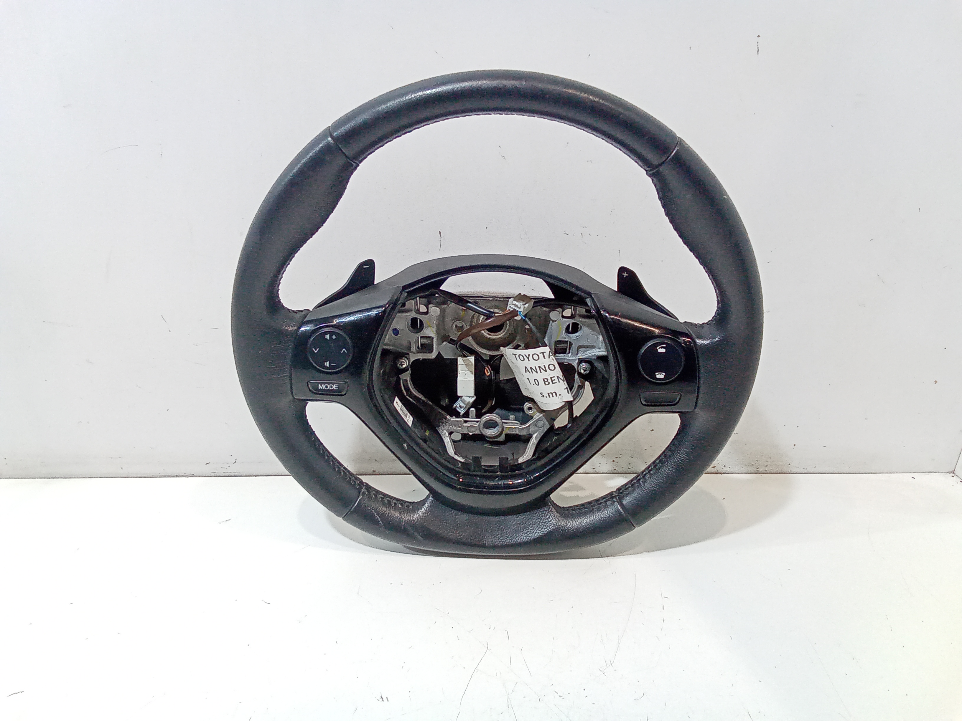 Volante 451000H050B0 Usato