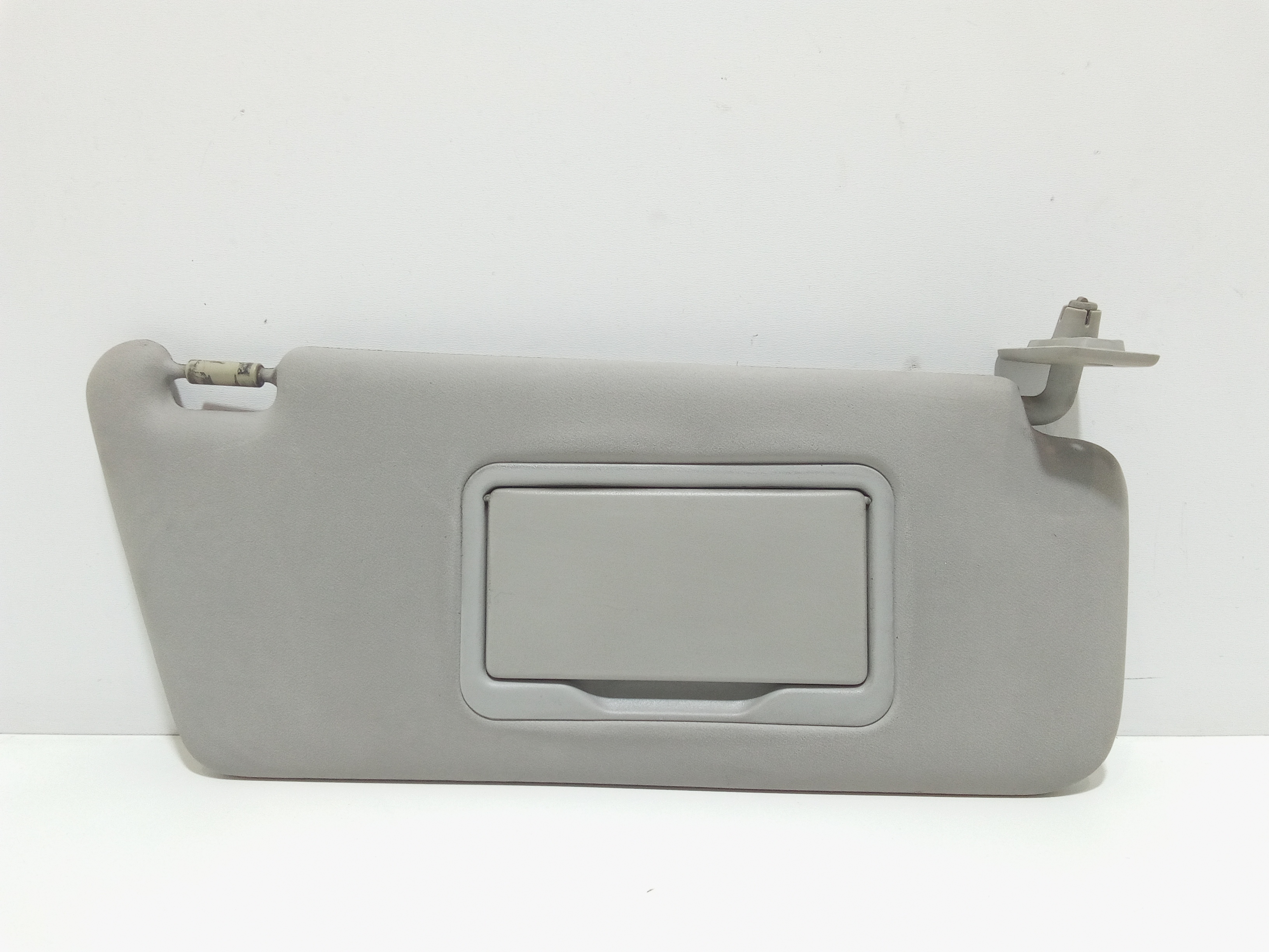 Aletta Parasole Parabrezza Destro A1688100410 Usato