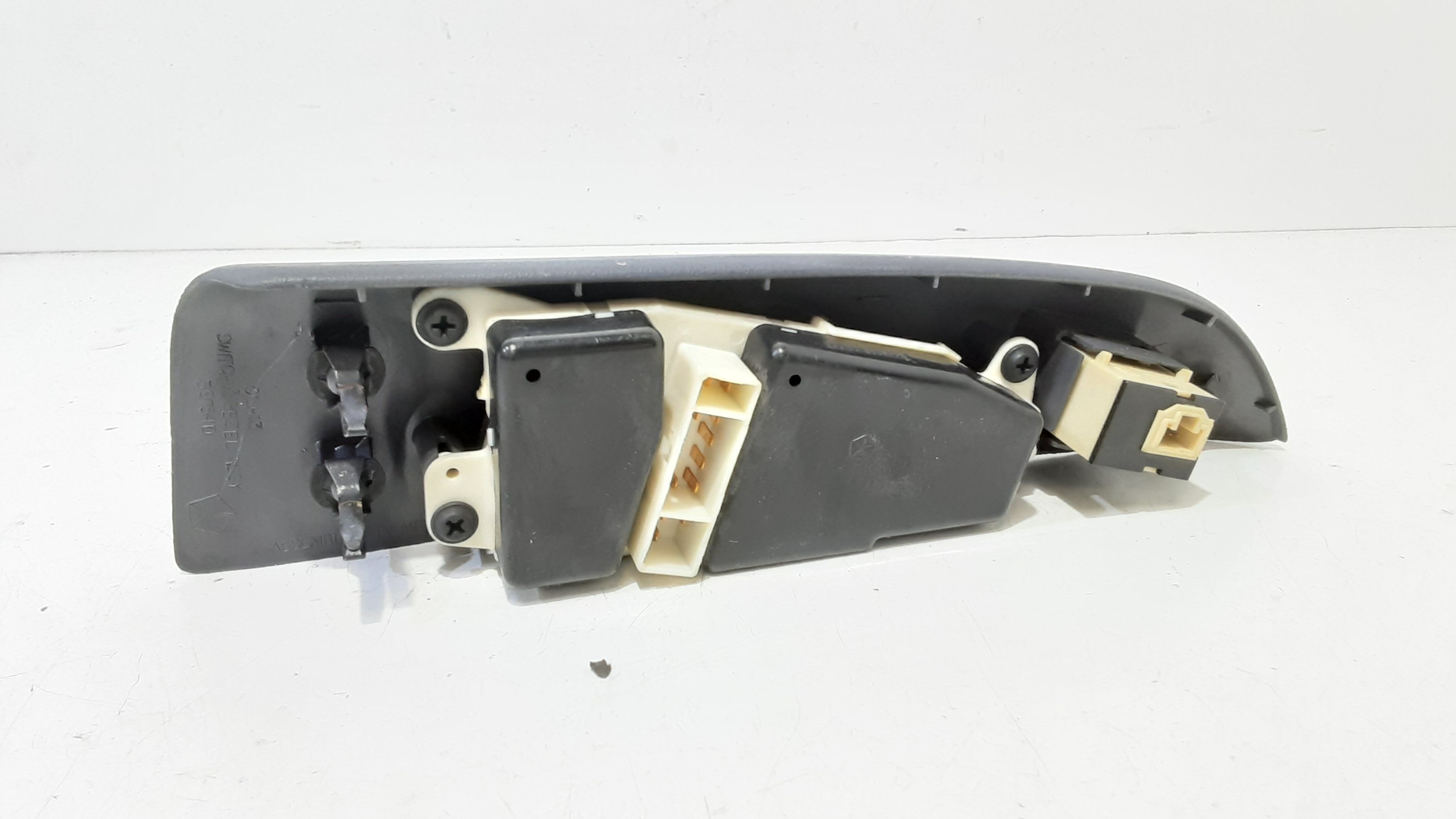 Interruttore Alzacristalli Porta Ant. Sinistro Usato