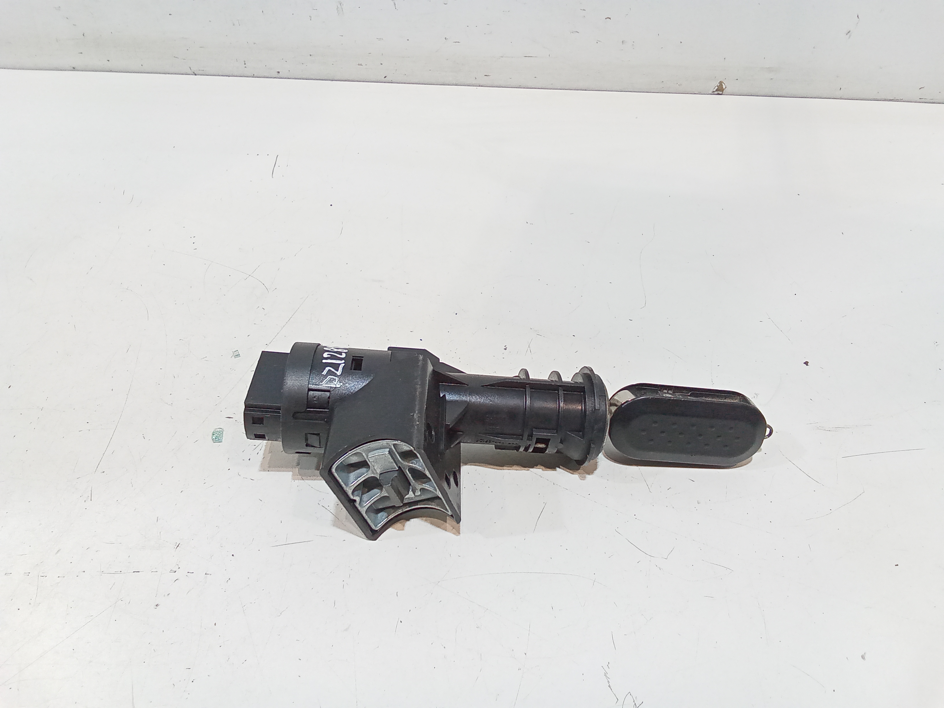 Commutatore Avviamento Con Cilindretti Serrature Usato