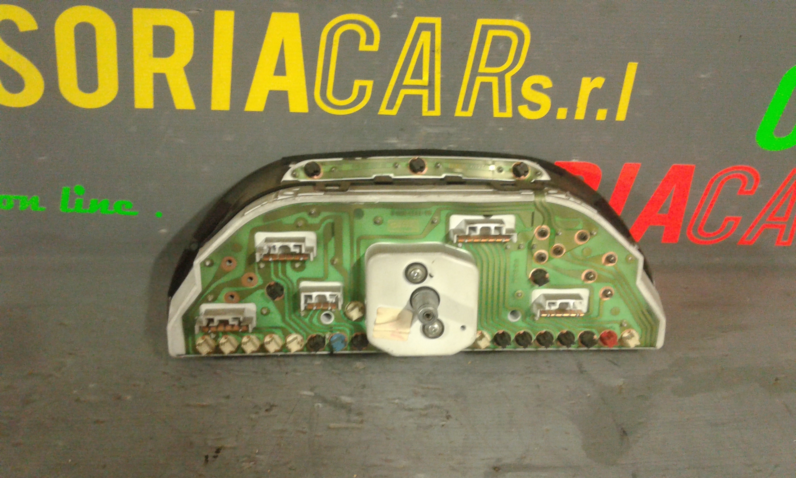 Quadro Portastrumenti Usato