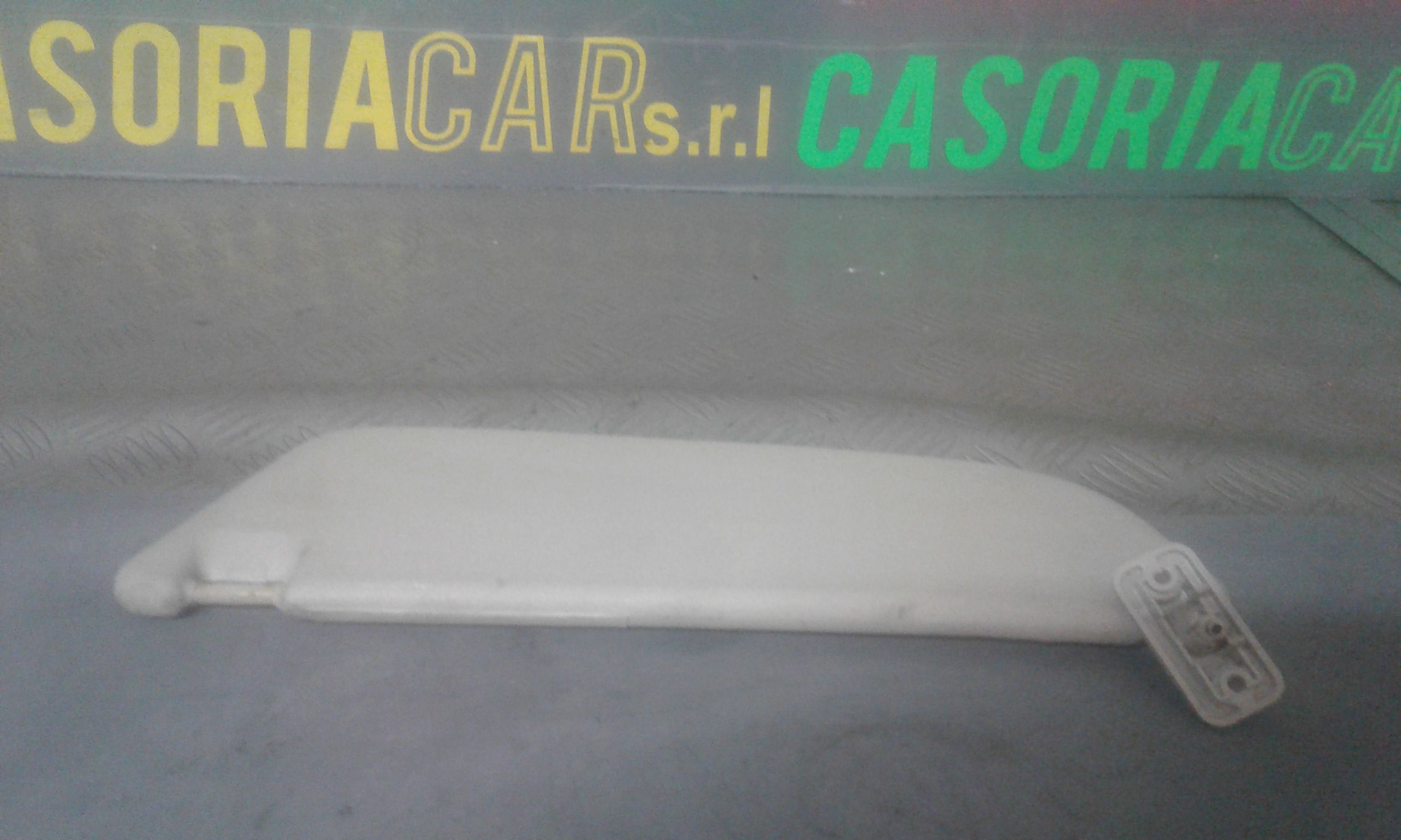 Aletta Parasole Parabrezza Destro 24409344 Usato