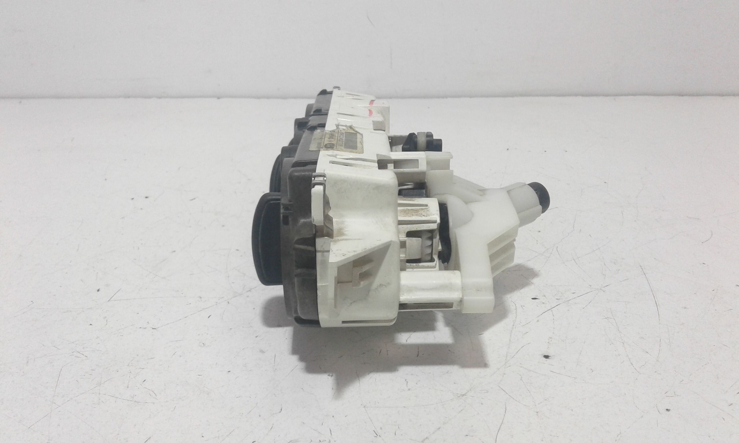 Blocco Comando Climatizzazione 1374165 Usato