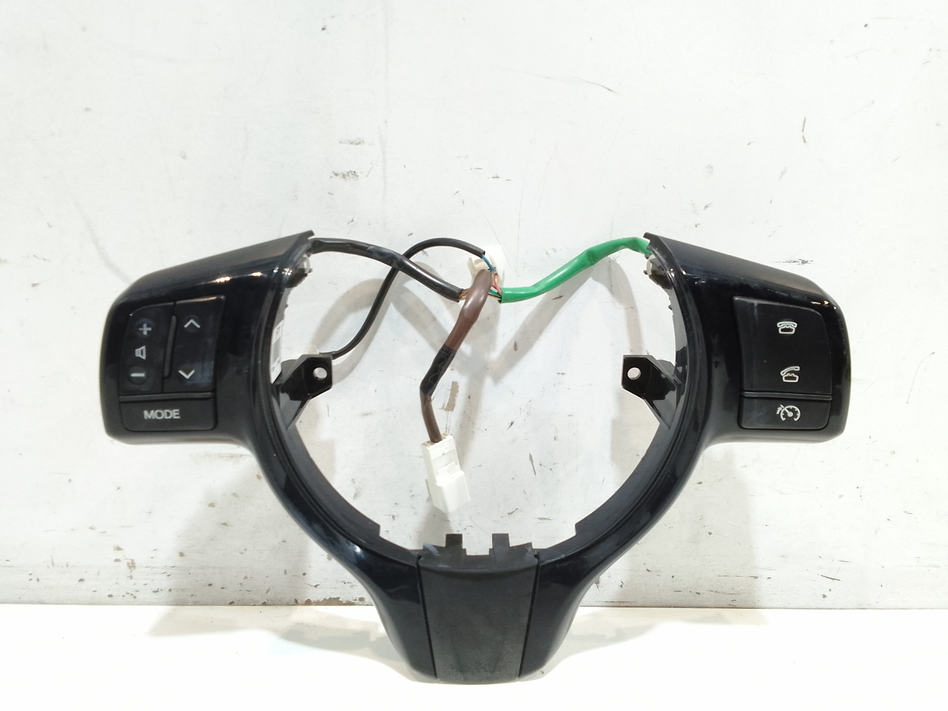 Blocco Volante Multifunzione 842500D040C3 Usato