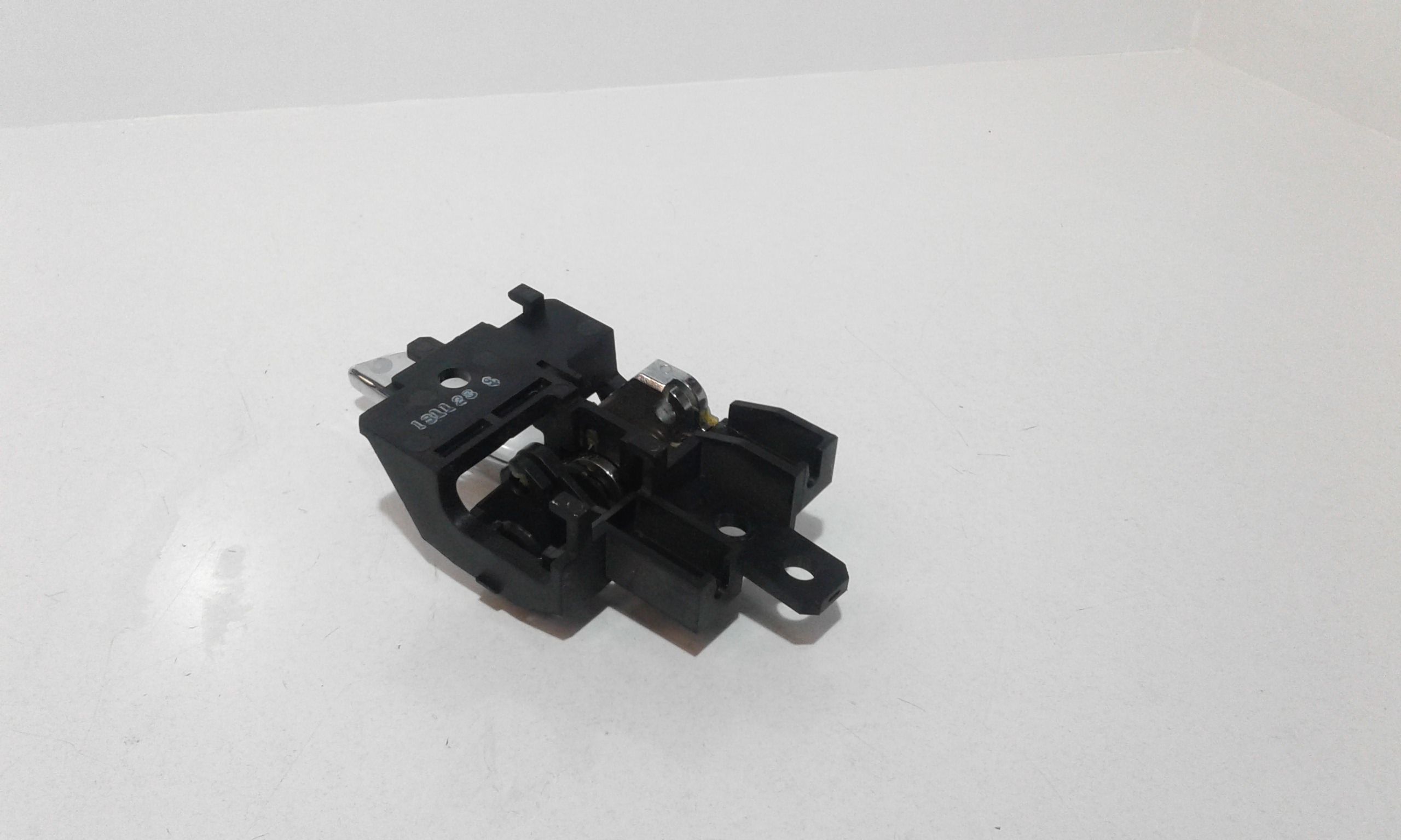 Maniglia Int. Apertura Porta Post. Destro 5716A480XB Usato