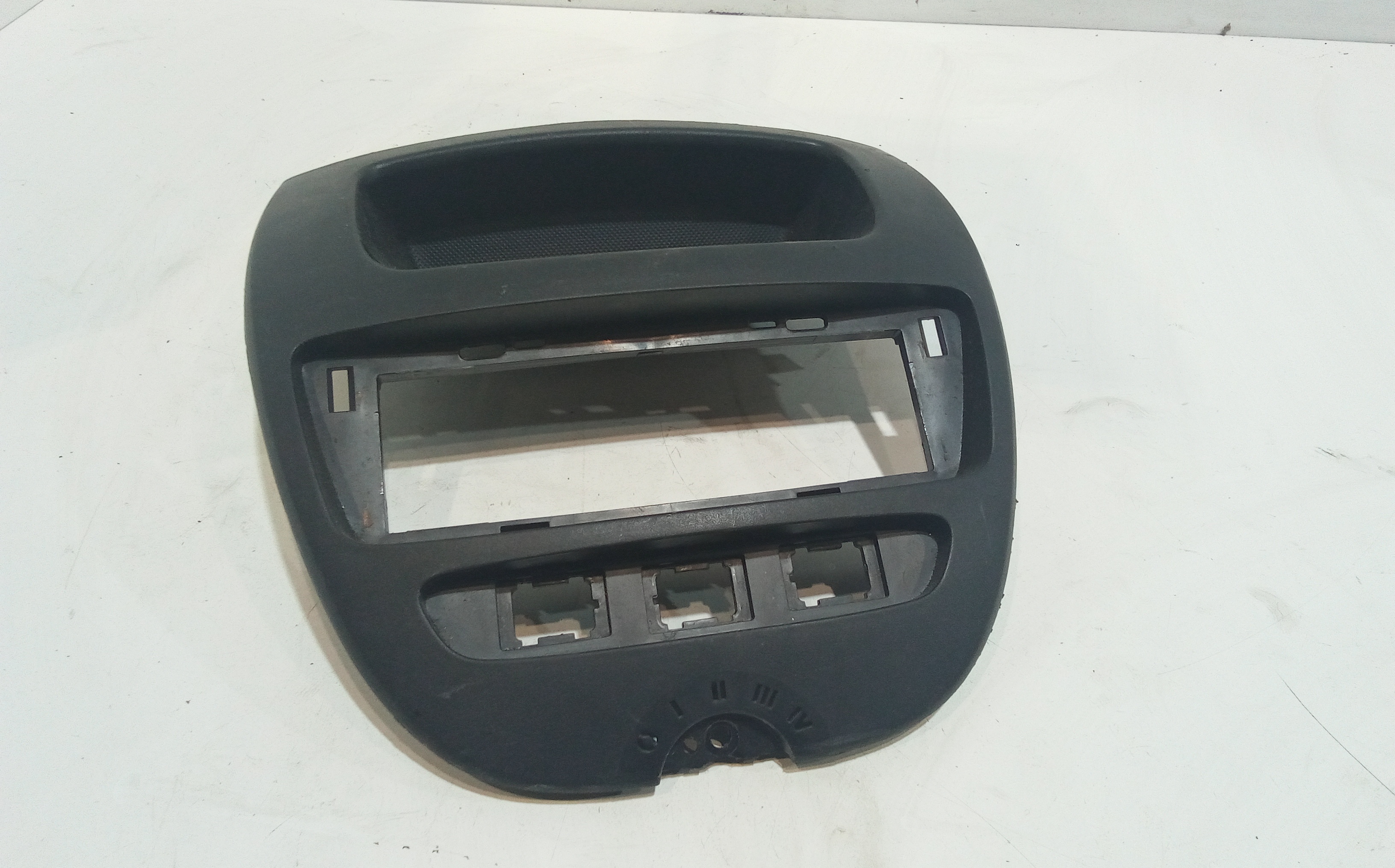Rivestimento Centr. Cruscotto, Mascherina Portastrumenti Centr. Cruscotto Usato