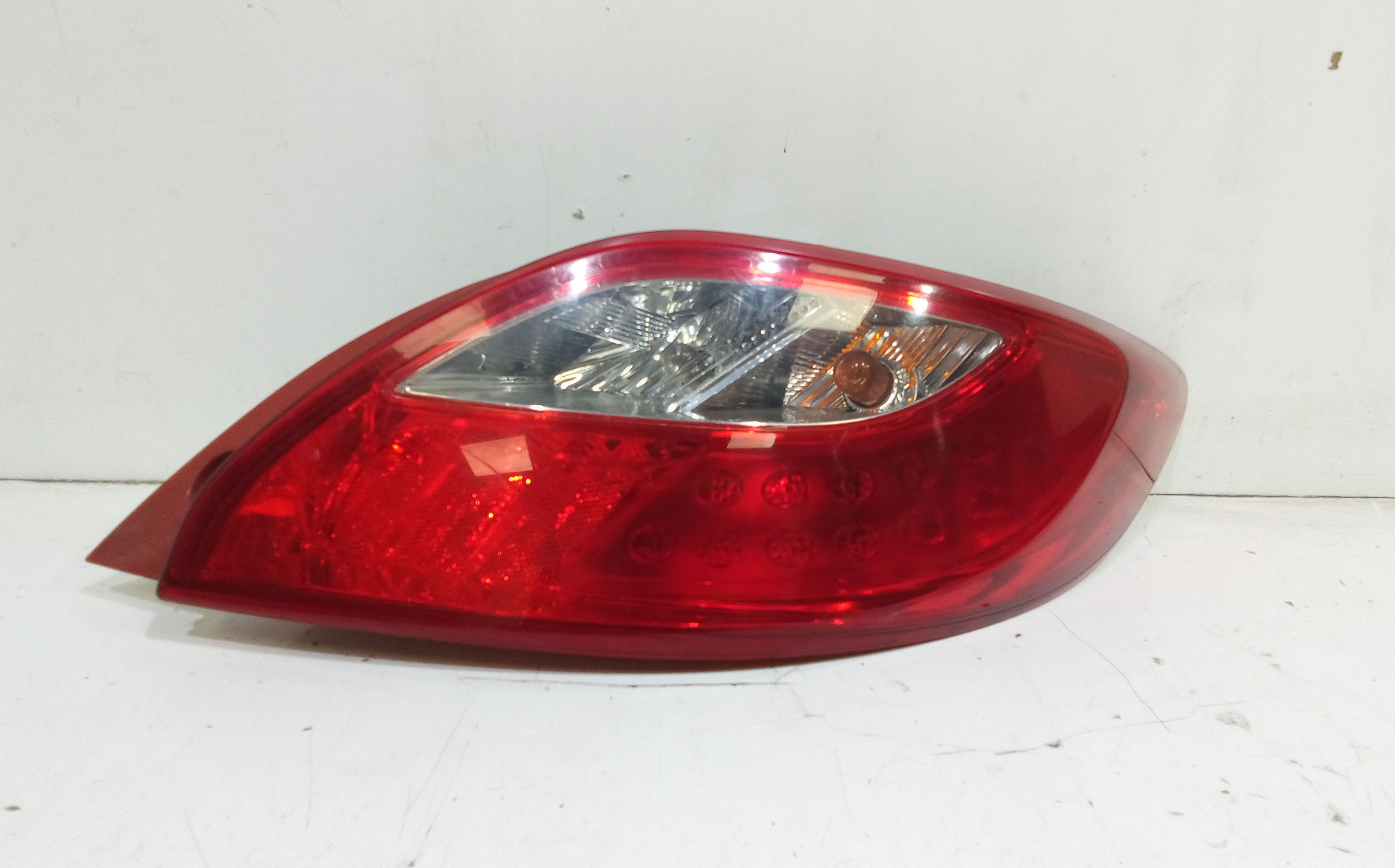 Fanale Post. Destro D65151150M Usato