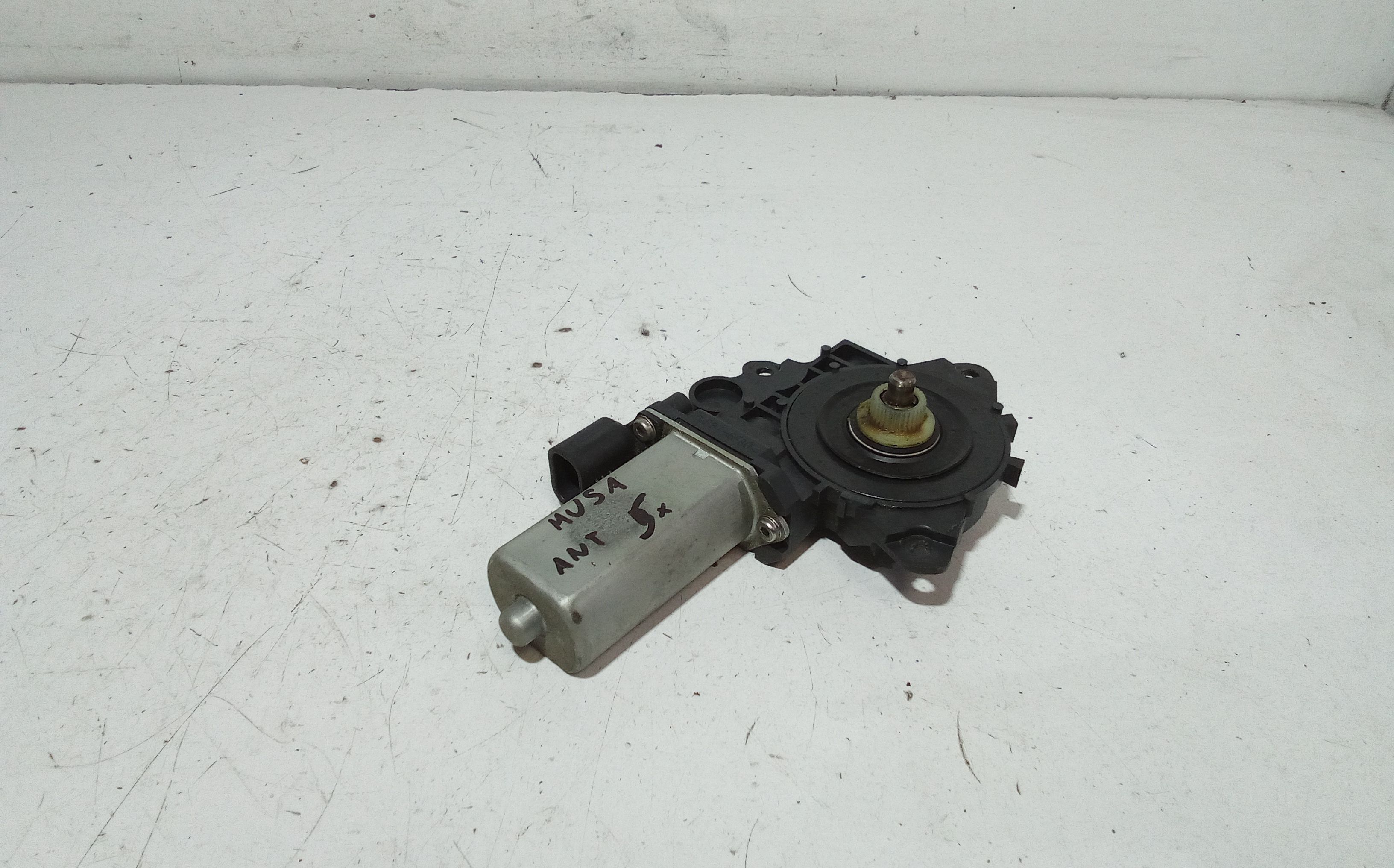 Motorino Alzacristallo Porta Ant. Sinistro 46841277 Usato