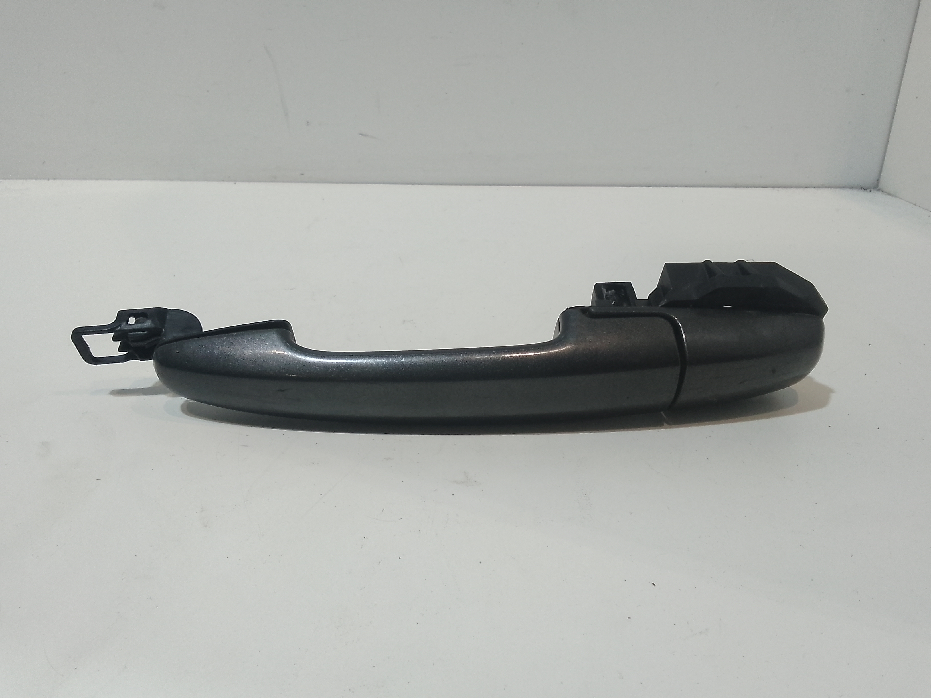 Maniglia Porta Ant. Destro 8281062831ZMV Usato