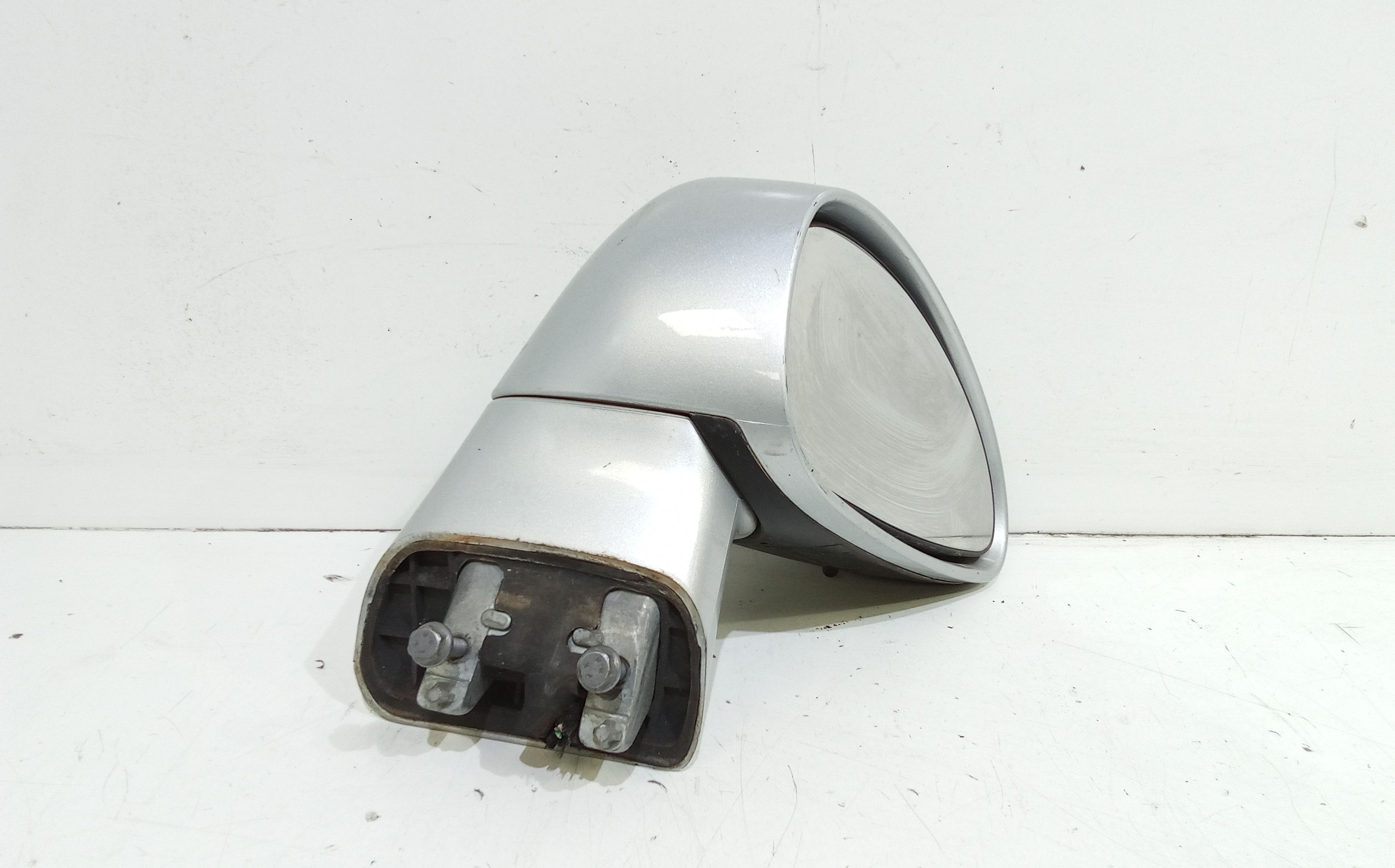 Retrovisore Est. Destro Usato