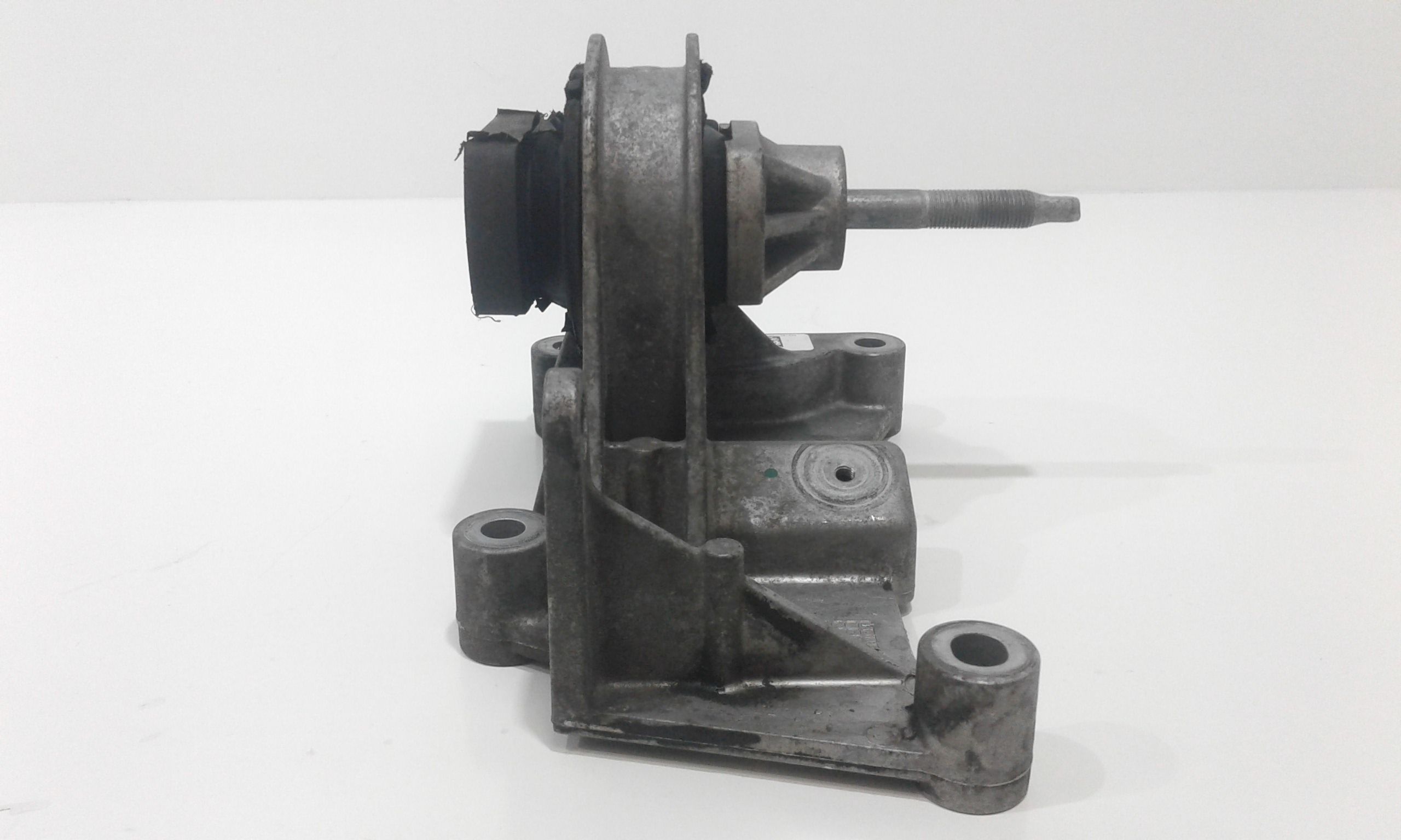 Piastra Alloggiamento Supporto Motore (Con Eventuale Bielletta O Tirante Associato) Usato