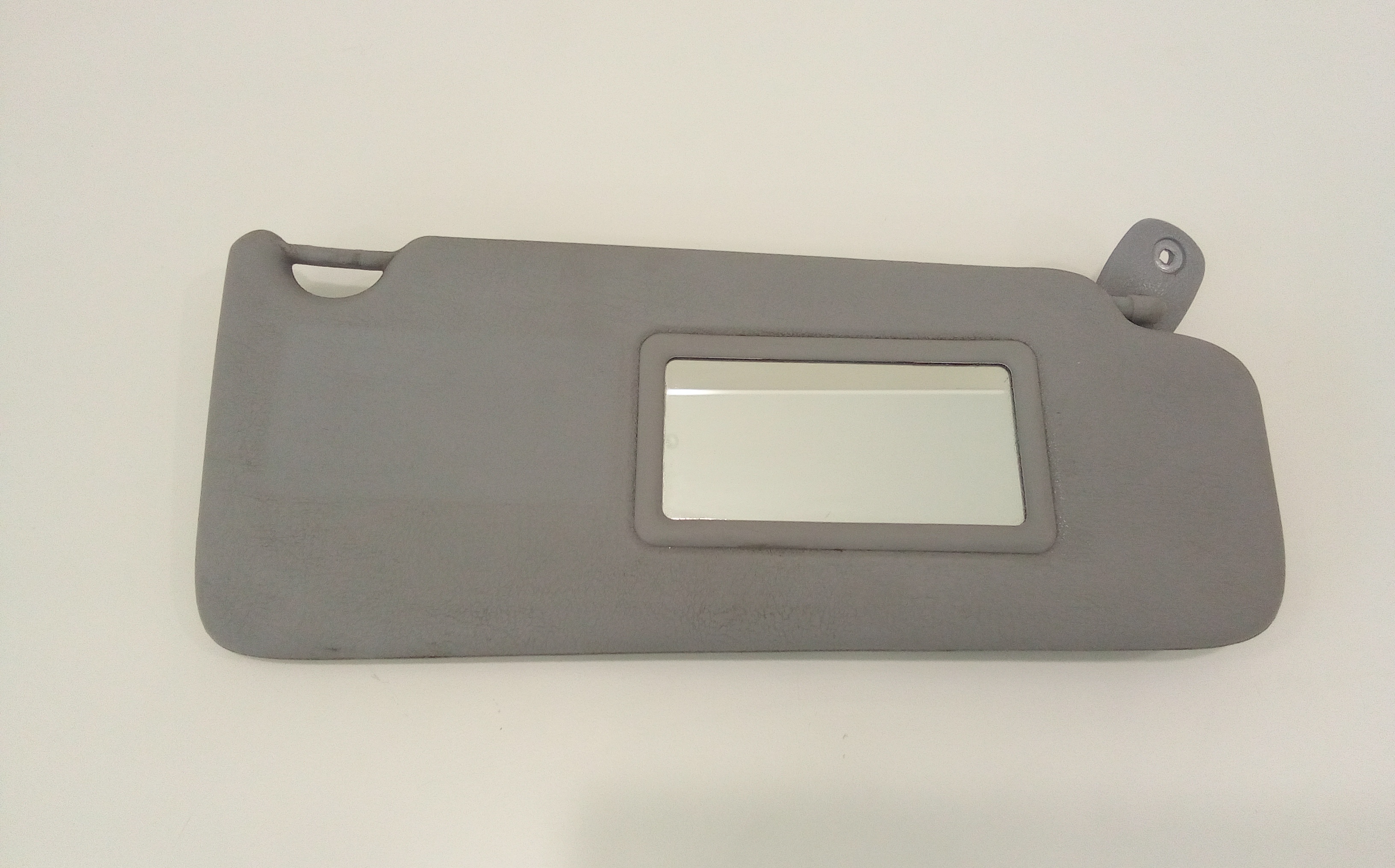 Aletta Parasole Parabrezza Destro 8200240038 Usato