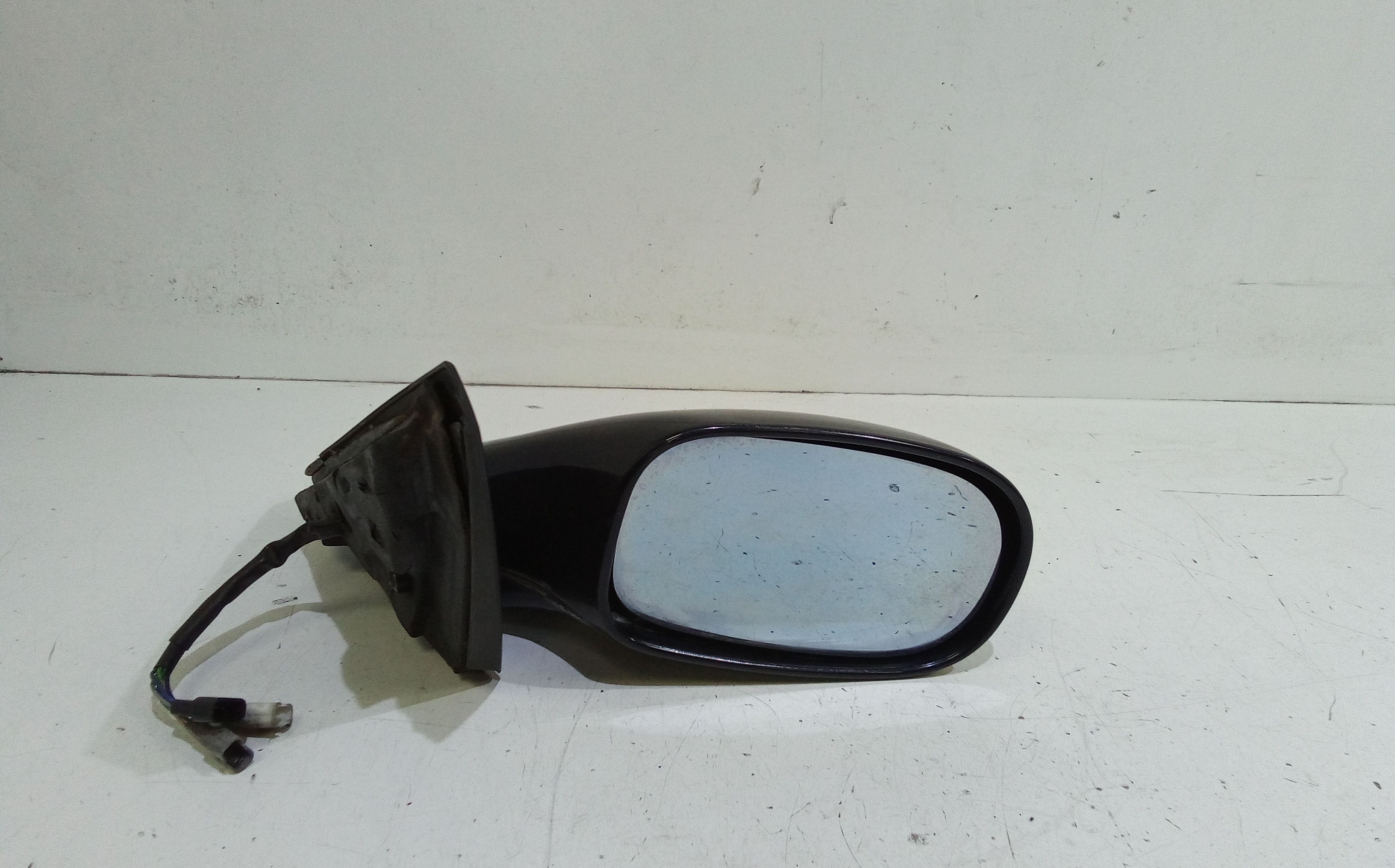 Retrovisore Est. Destro Usato