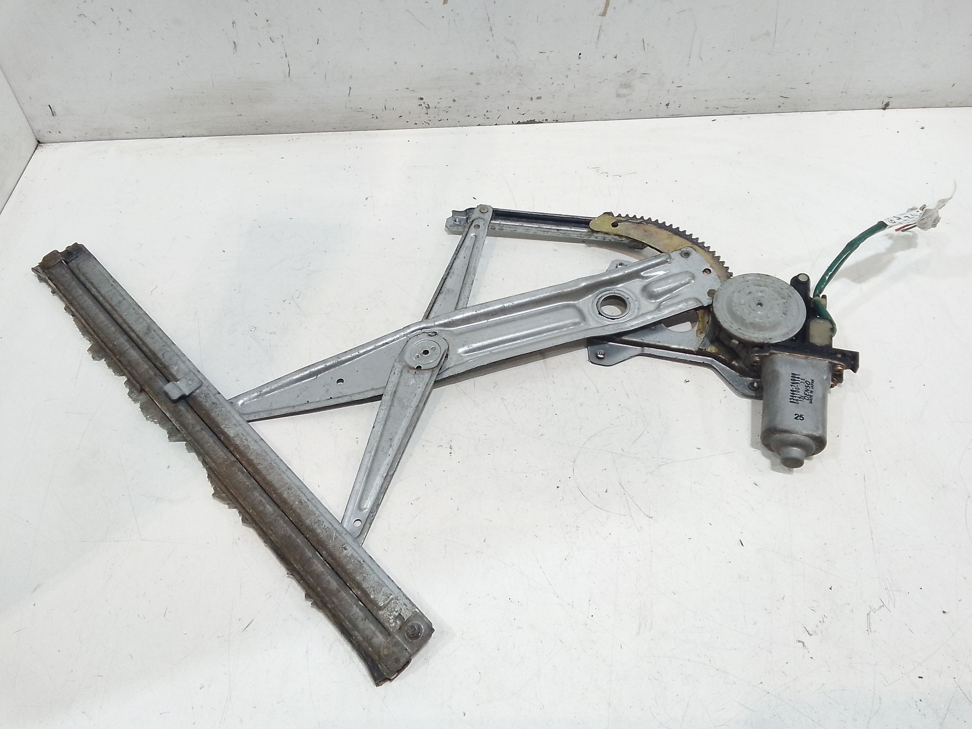 Alzacristallo Porta Ant. Sinistro 8344086G00000 Usato