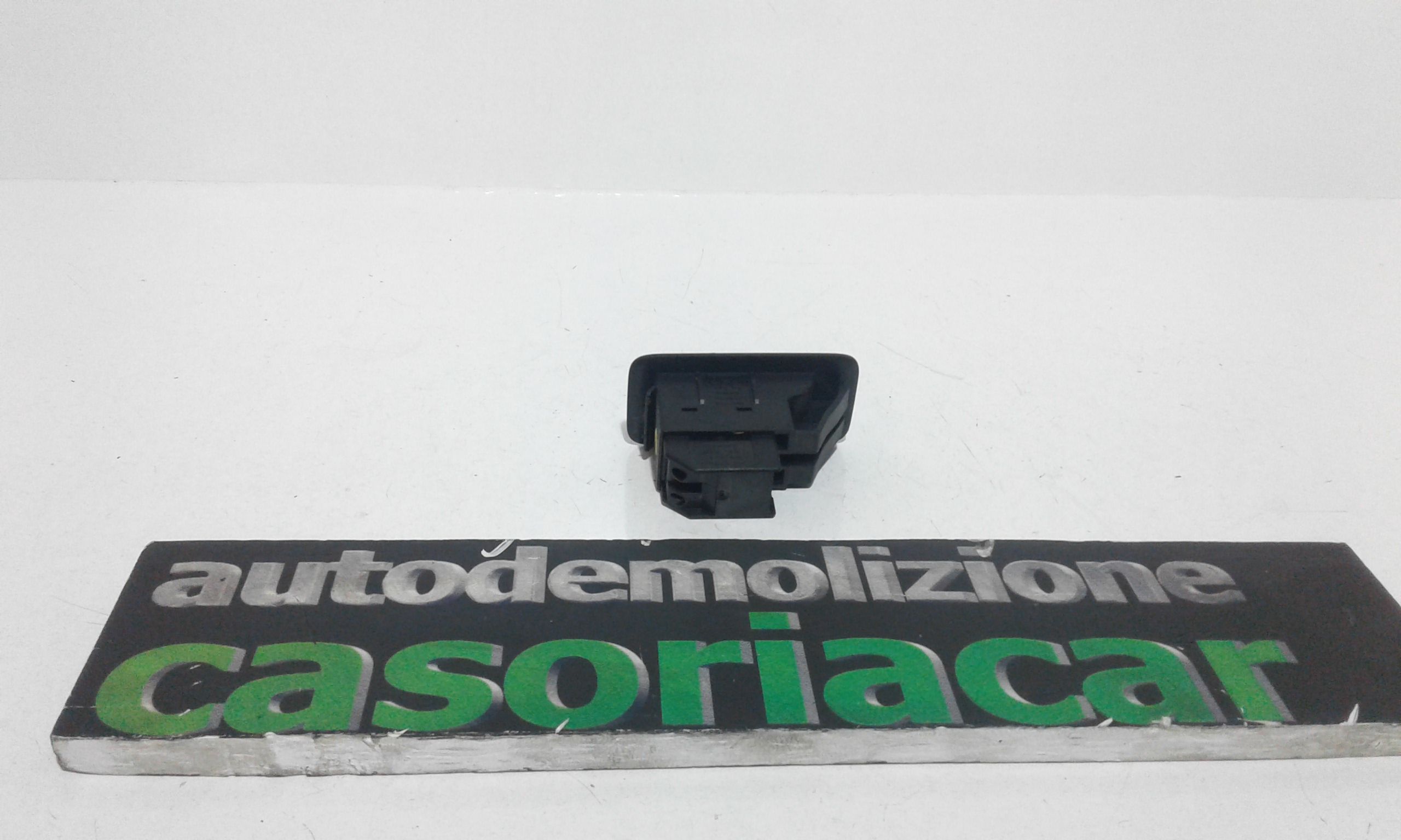 Interruttore Alzacristalli Porta Post. Destro 7L6959855CREH Usato