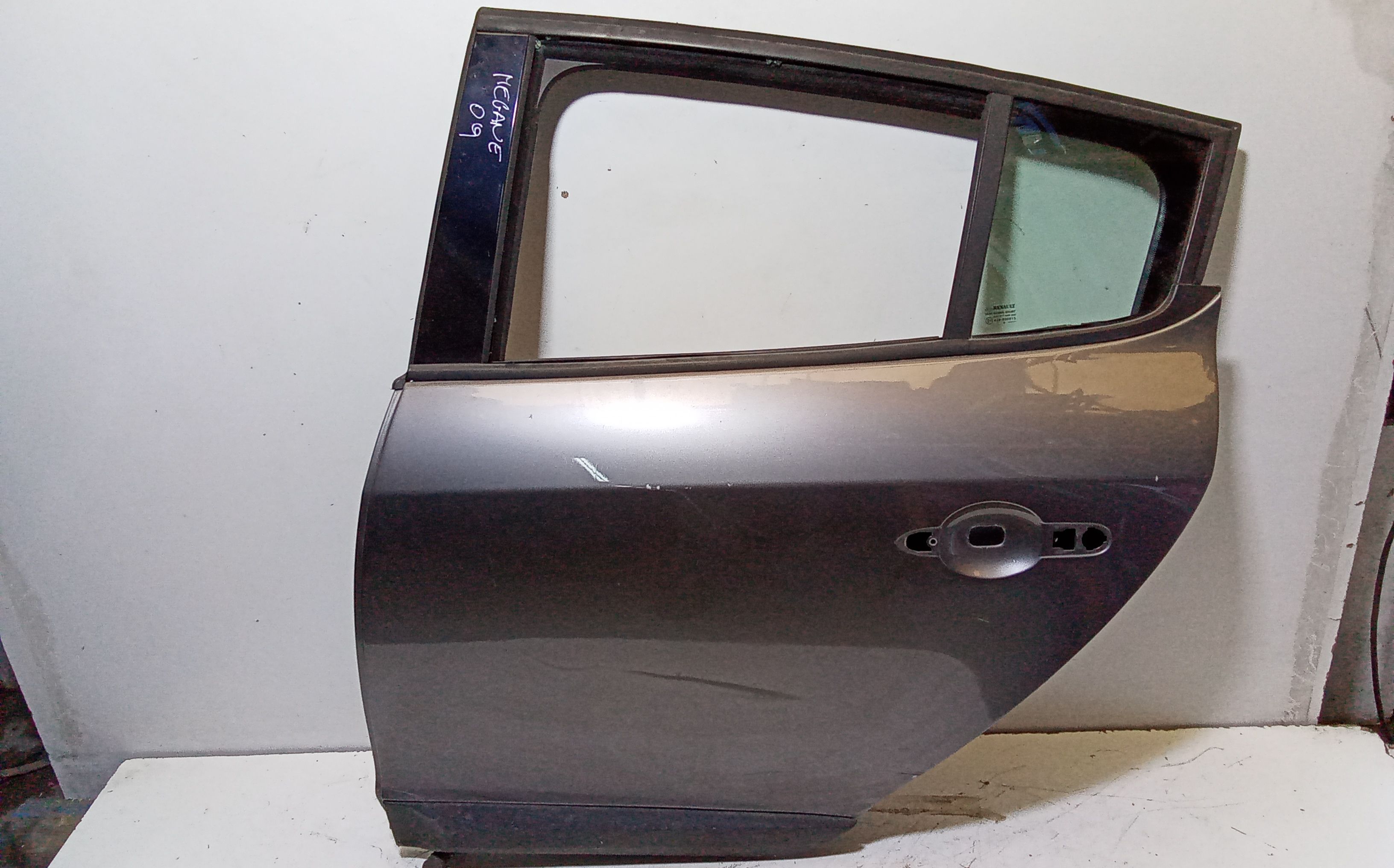 Porta Post. Sinistro 821003885R Usato