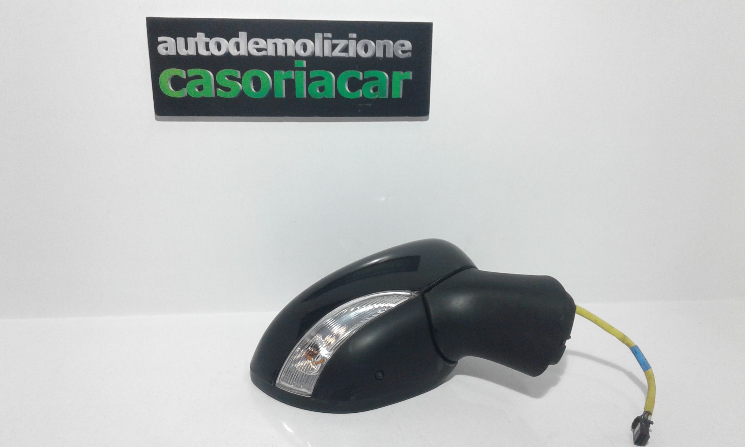 Retrovisore Est. Destro Usato