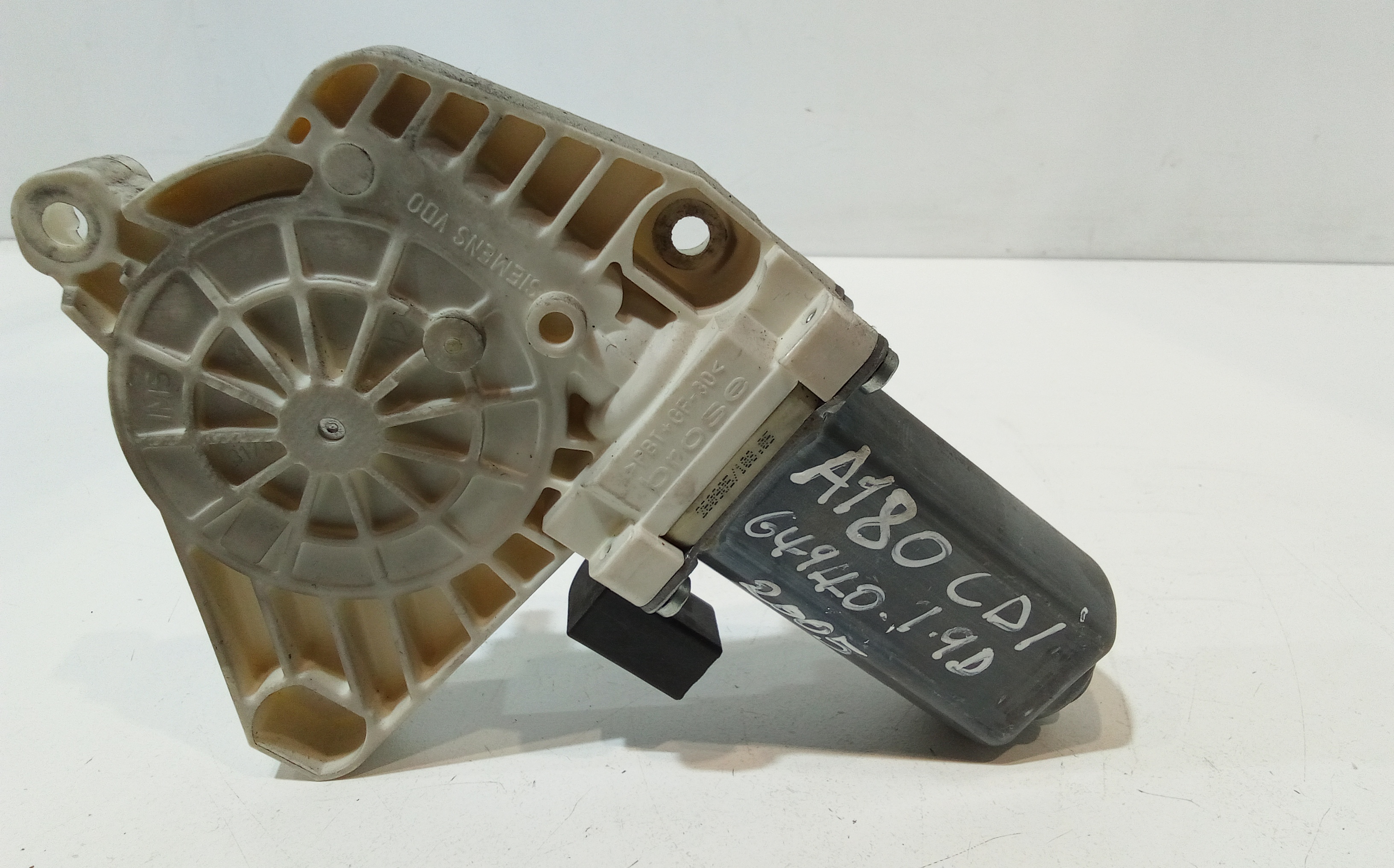 Motorino Alzacristallo Porta Ant. Destro A1698204242 Usato