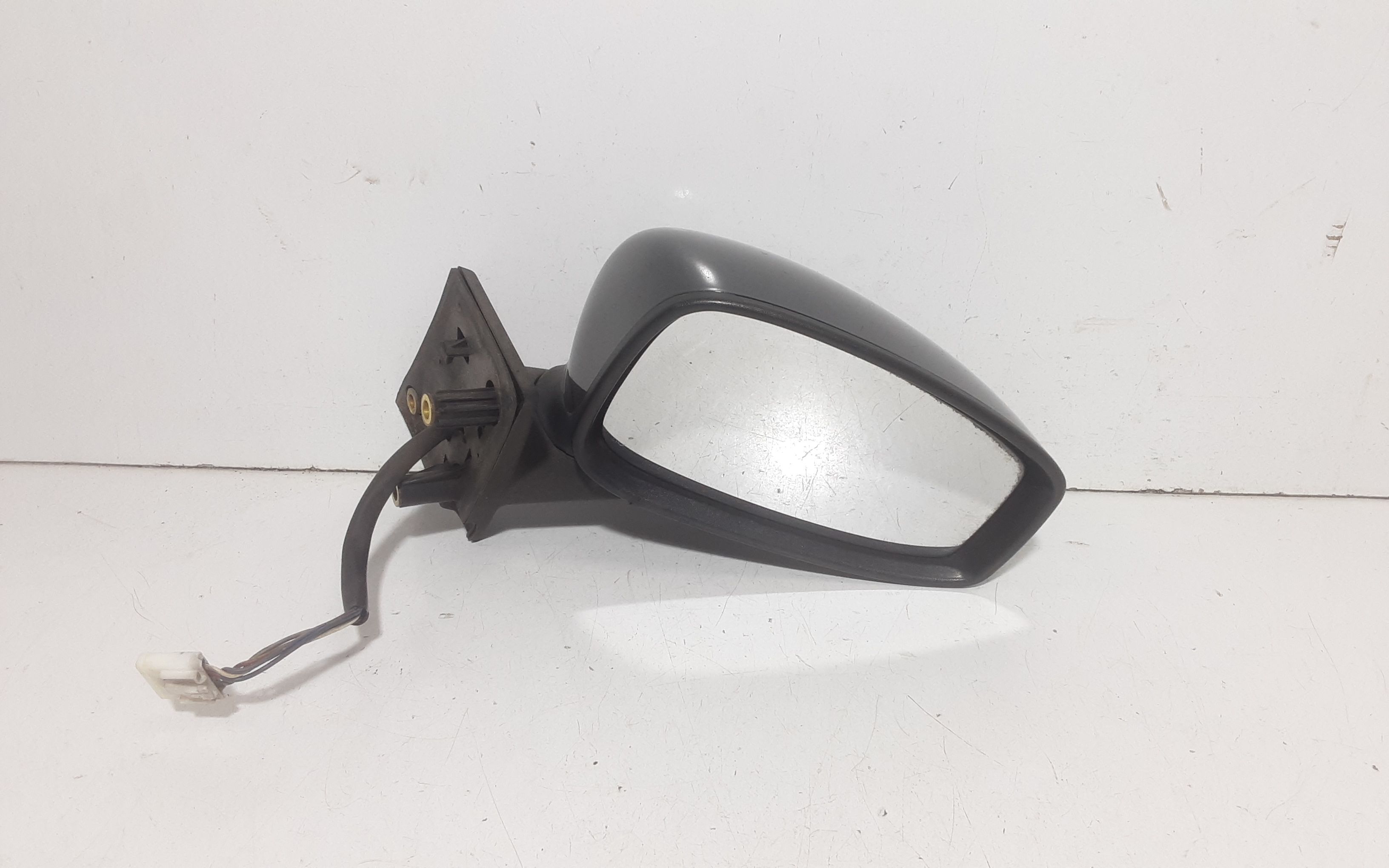 Retrovisore Est. Destro 735358818 Usato