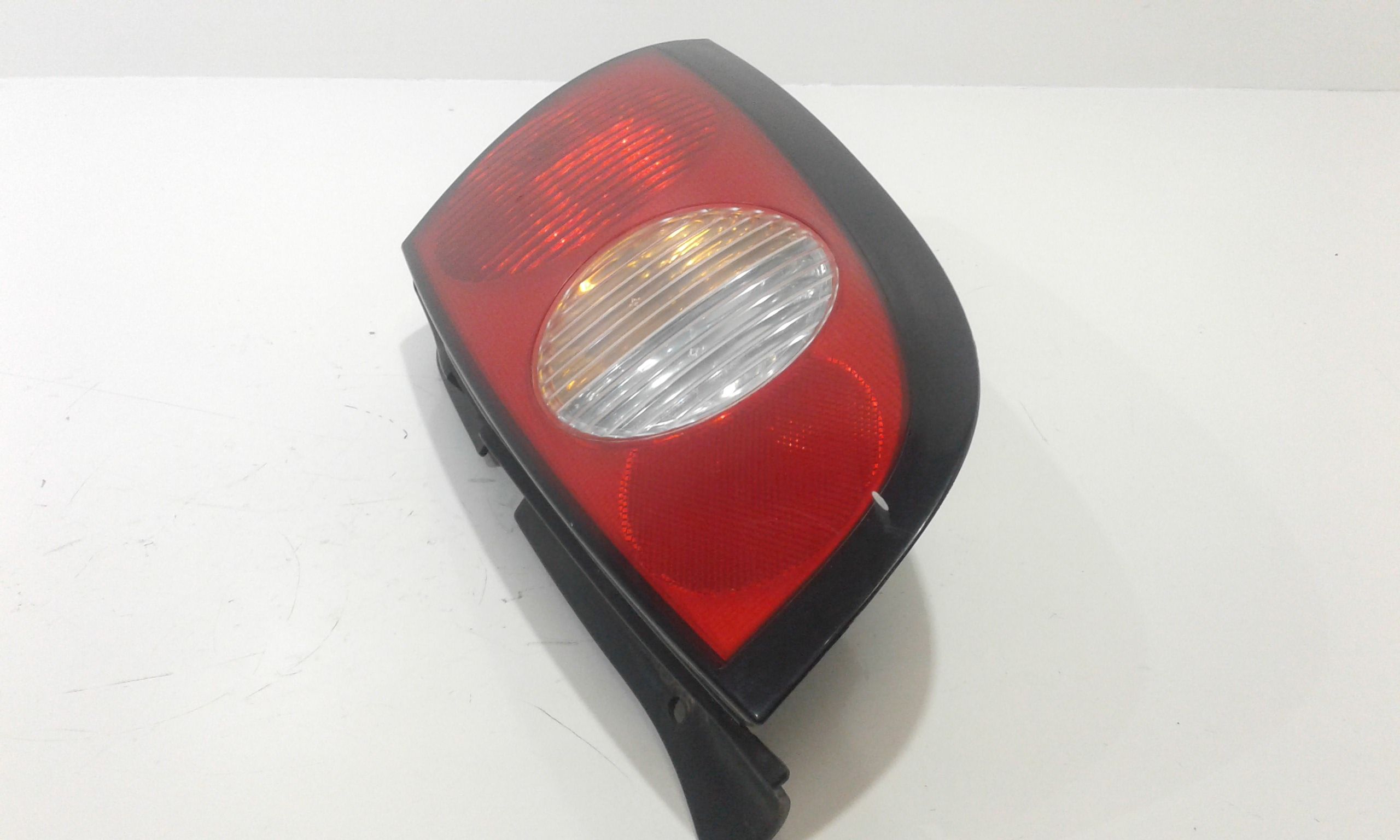 Fanale Post. Destro 9240205110 Usato