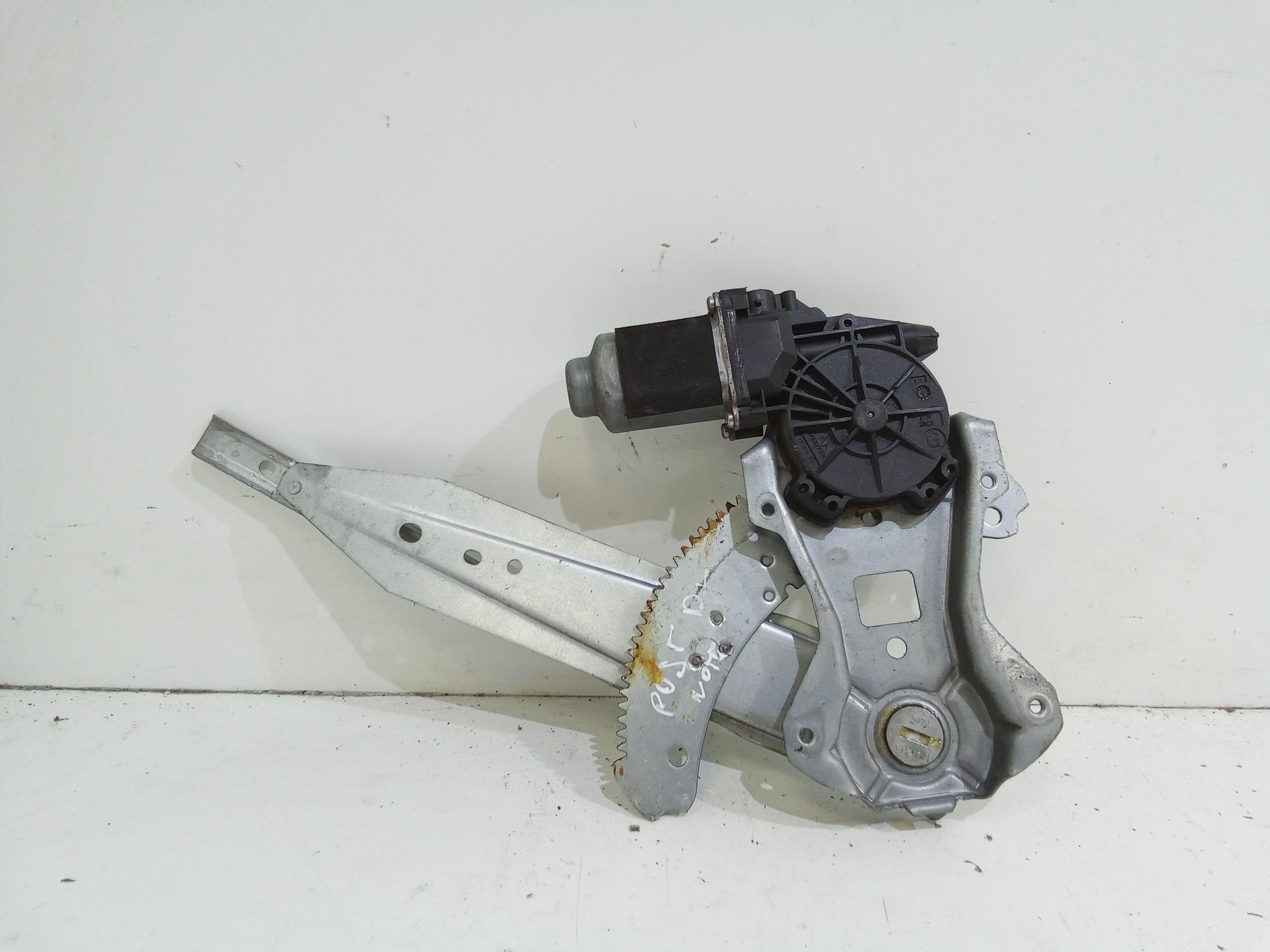 Alzacristallo Porta Post. Destro 827209U110 Usato