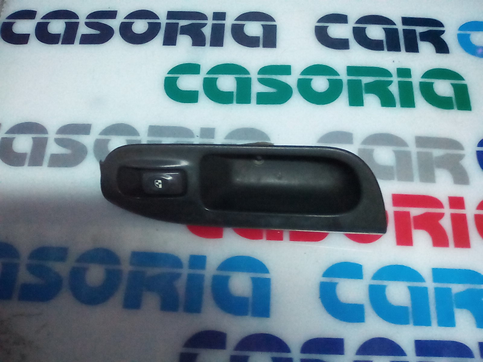 Interruttore Alzacristalli Porta Ant. Destro 7700432963 Usato