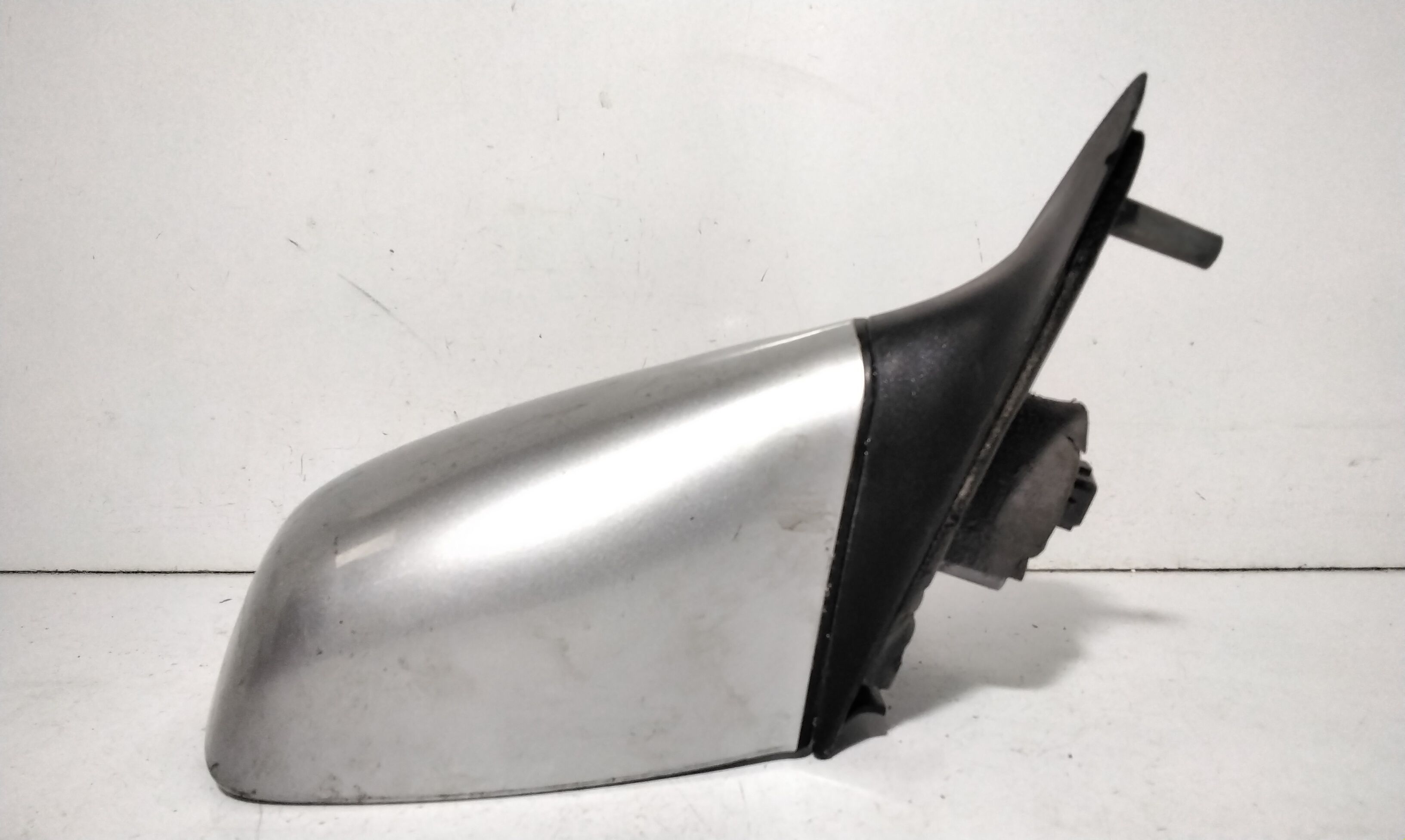 Retrovisore Est. Destro 1054536 Usato