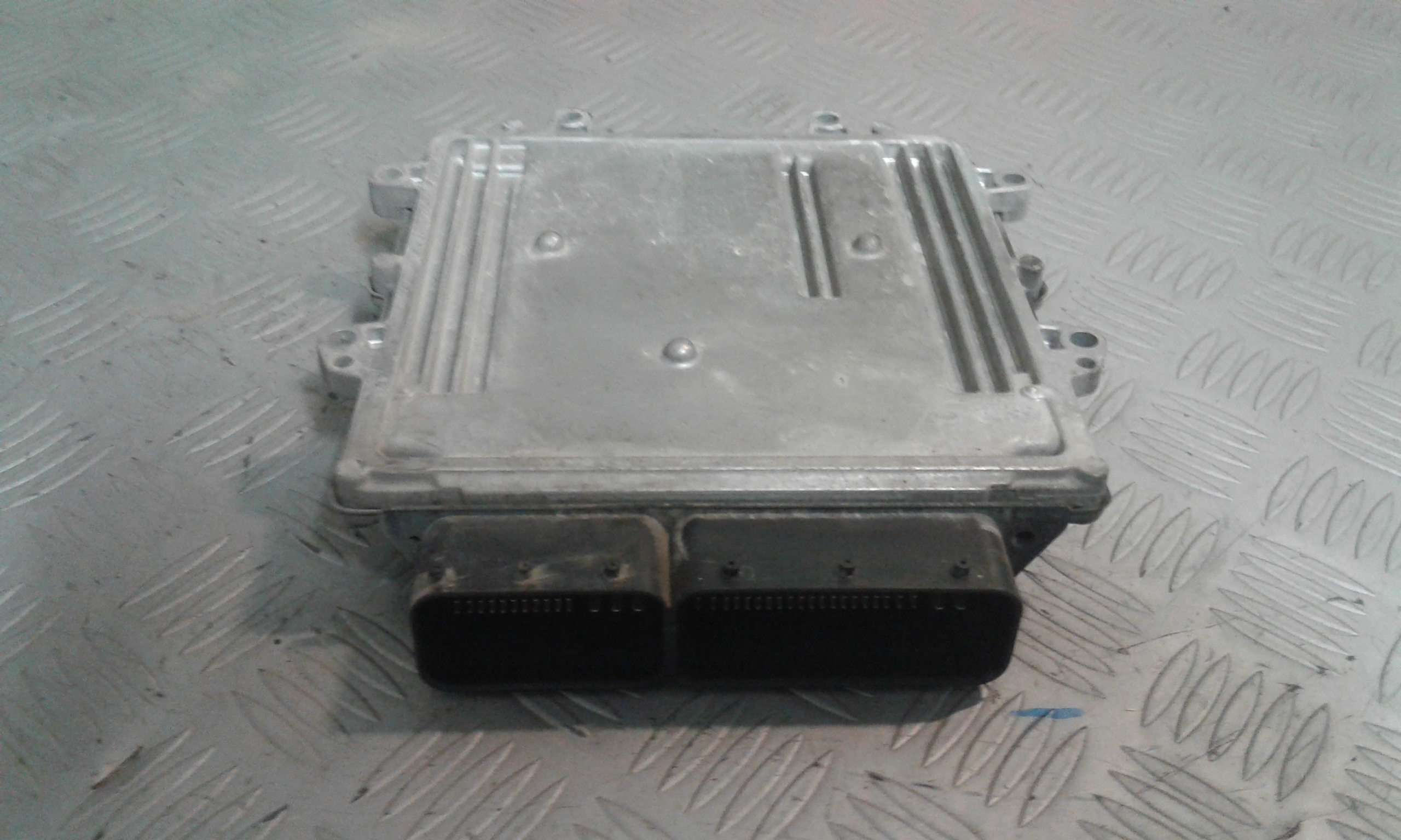 Centralina Iniezione A1351506879 Usato