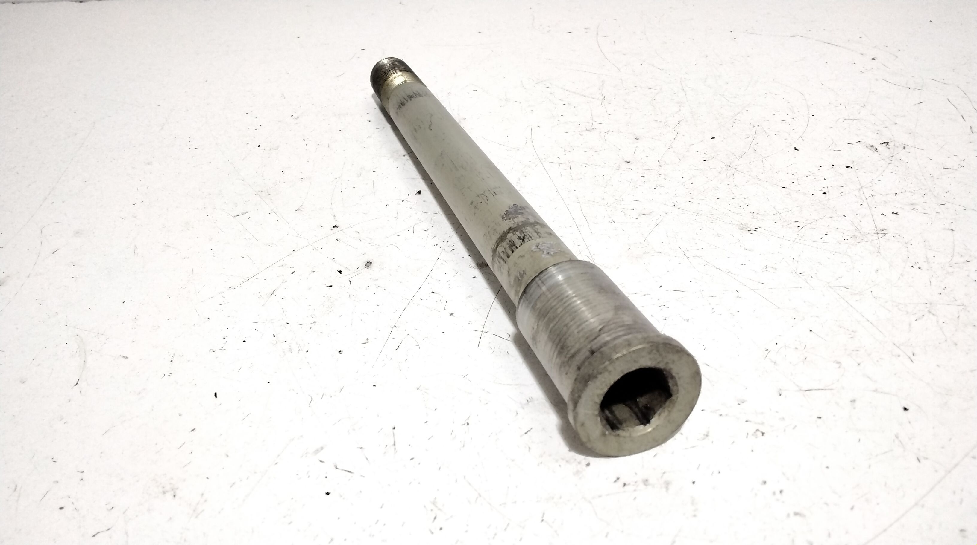 Perno Ruota Anteriore Usato