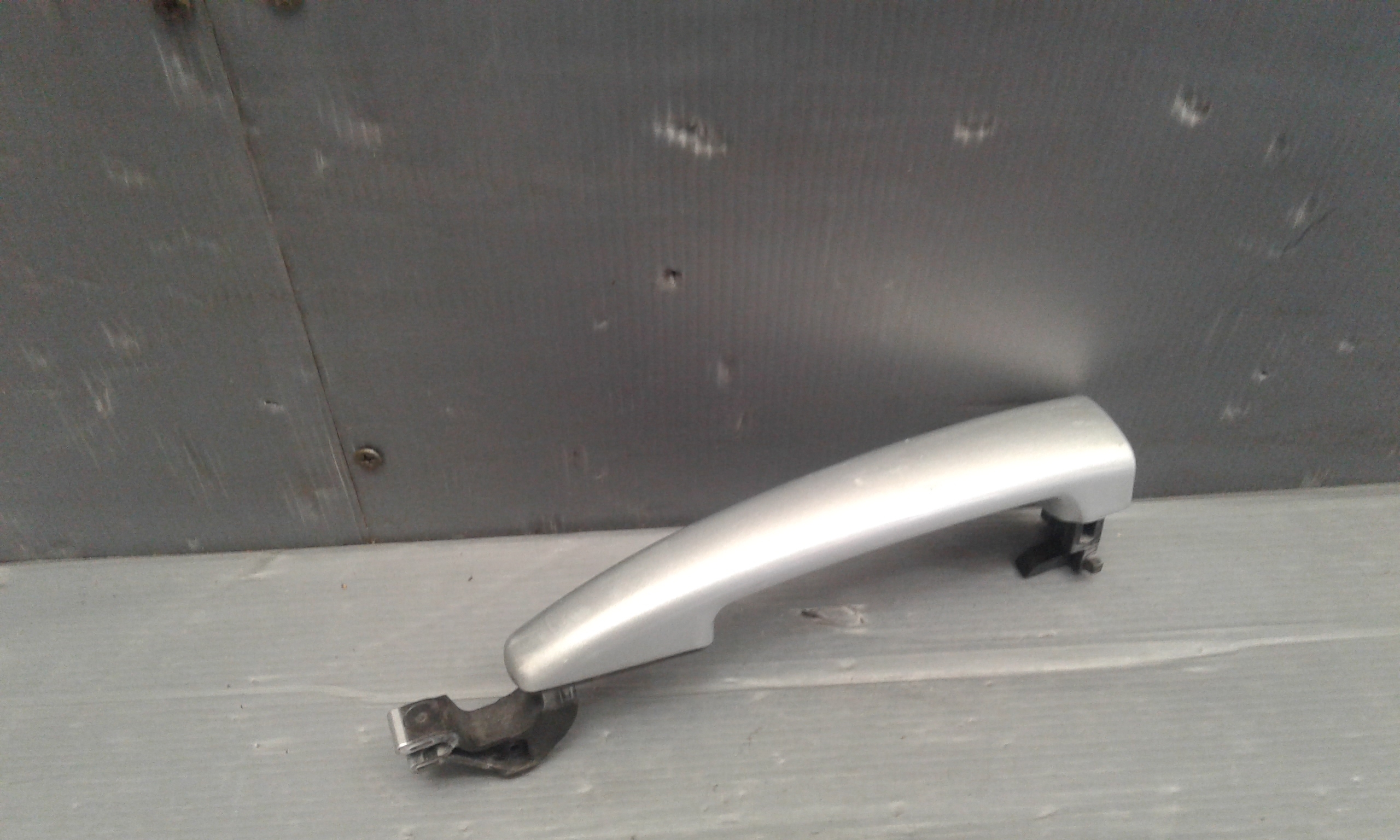 Maniglia Porta Ant. Sinistro 8T0837205AGRU Usato