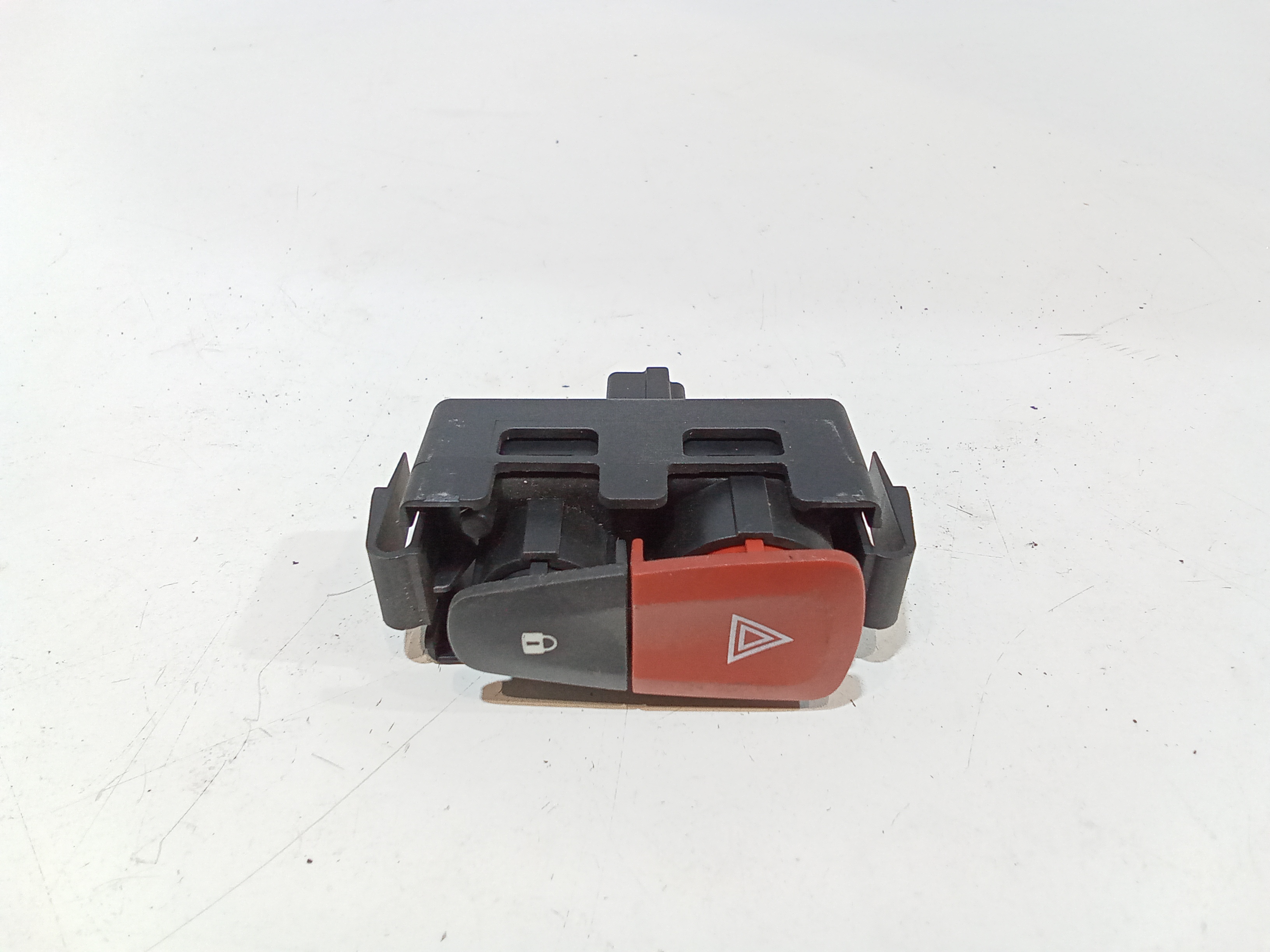 Interruttore Luci Emergenza 252100502RA Usato