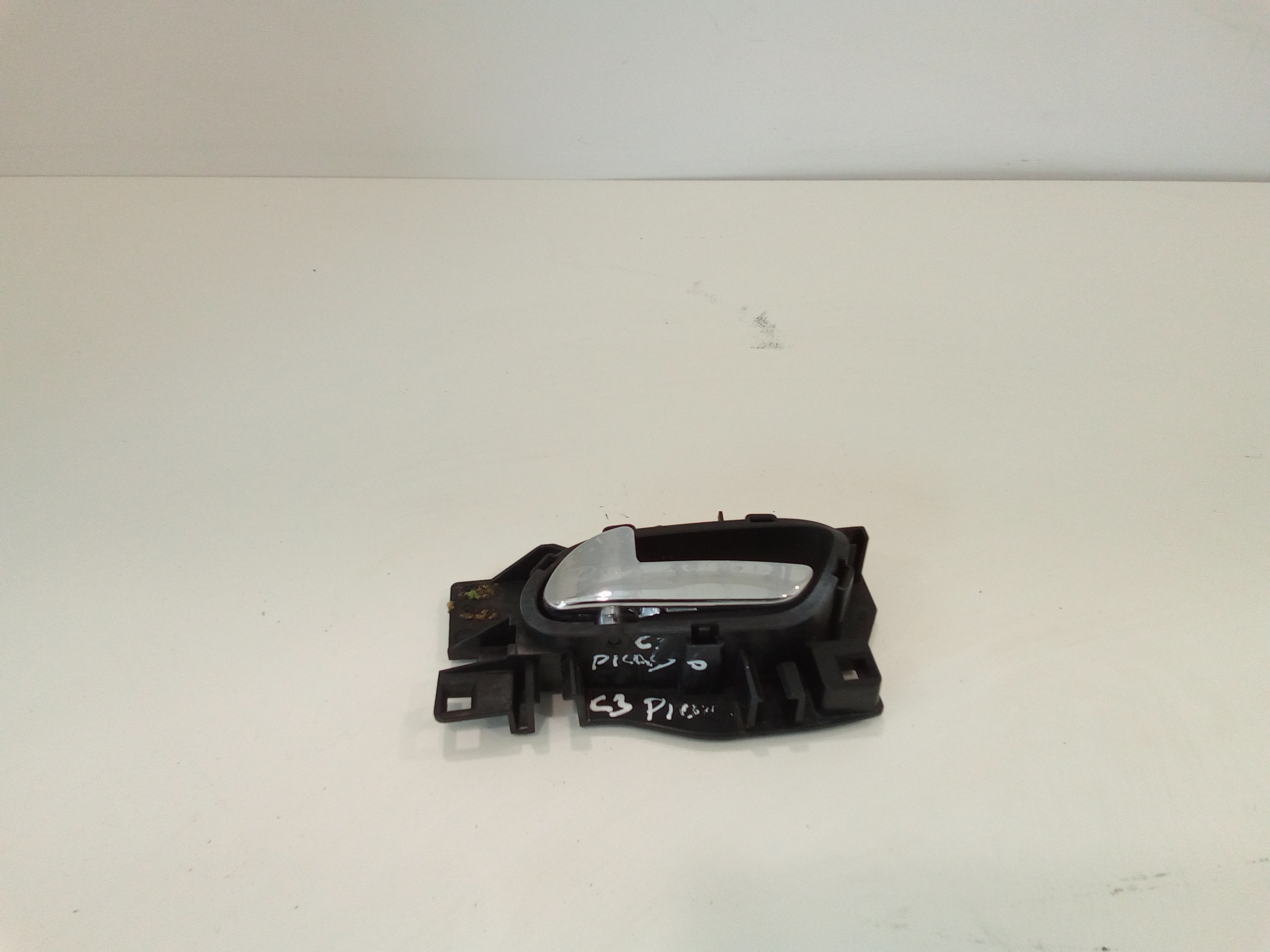 Maniglia Int. Apertura Porta Ant. Sinistro 9143T1 Usato