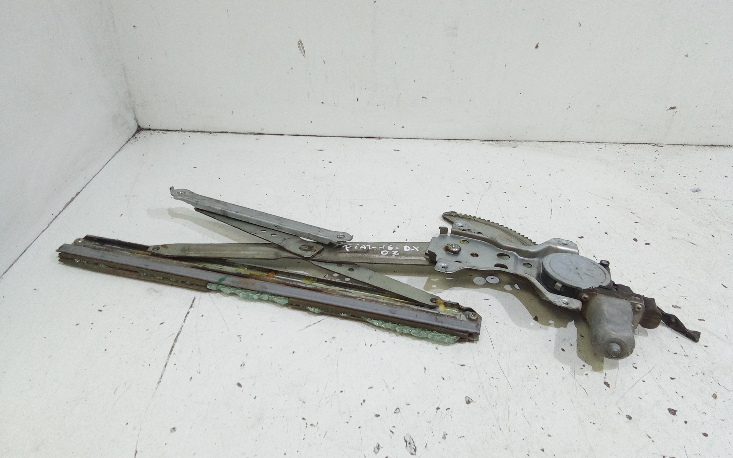 Alzacristallo Porta Ant. Destro 71750974 Usato