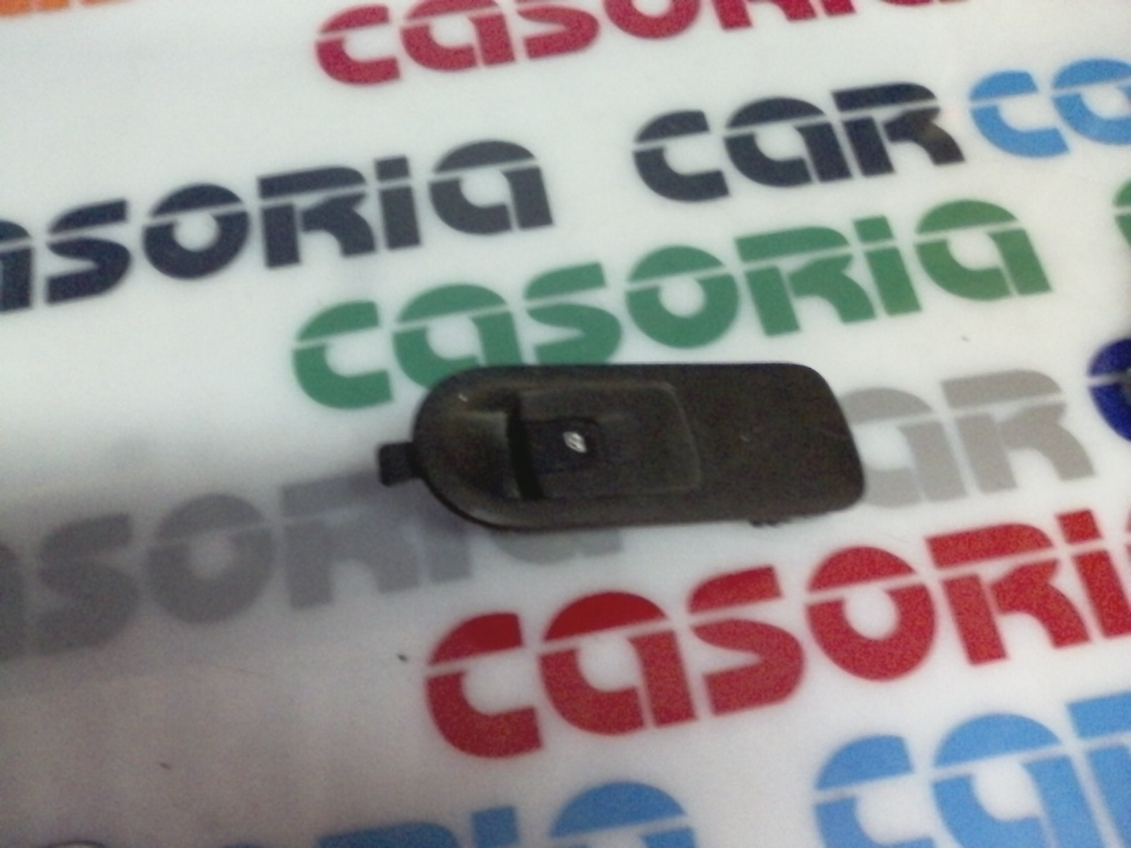 Interruttore Alzacristalli Porta Ant. Destro 8200220511 Usato