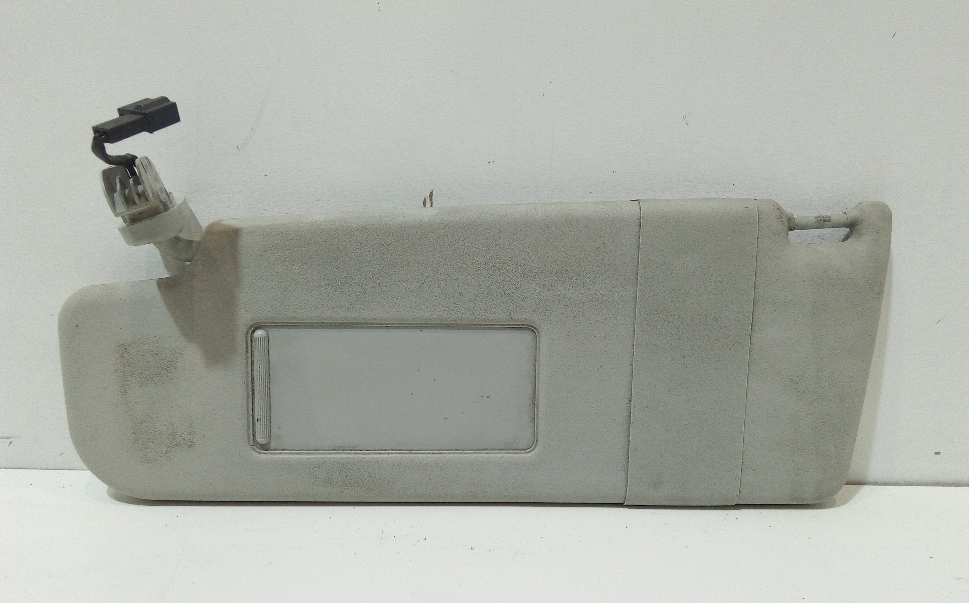 Aletta Parasole Parabrezza Sinistro 3B0857551AM2F4 Usato