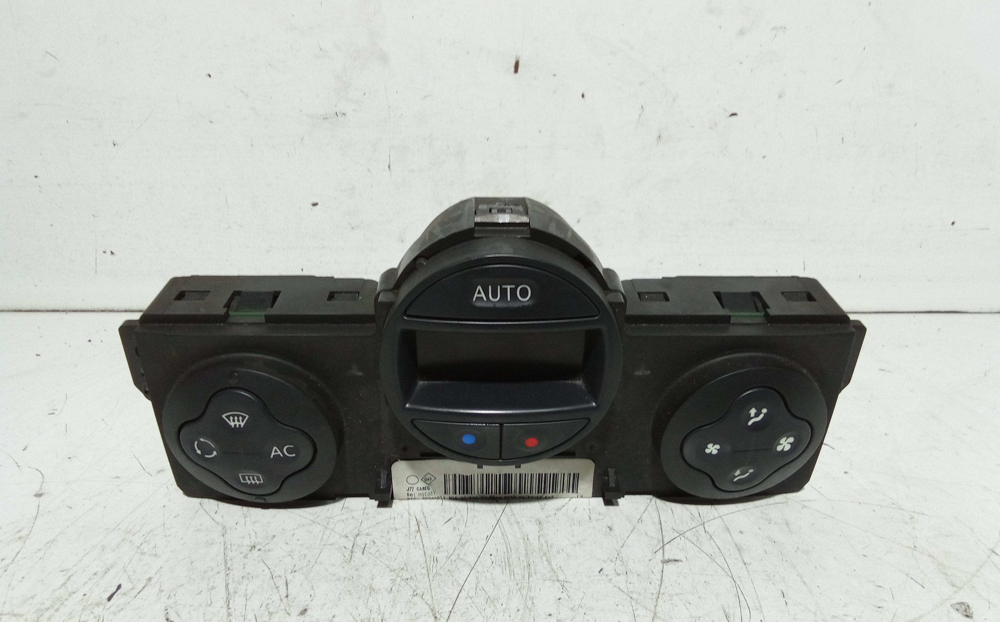 Blocco Comando Climatizzazione 7701070473 Usato