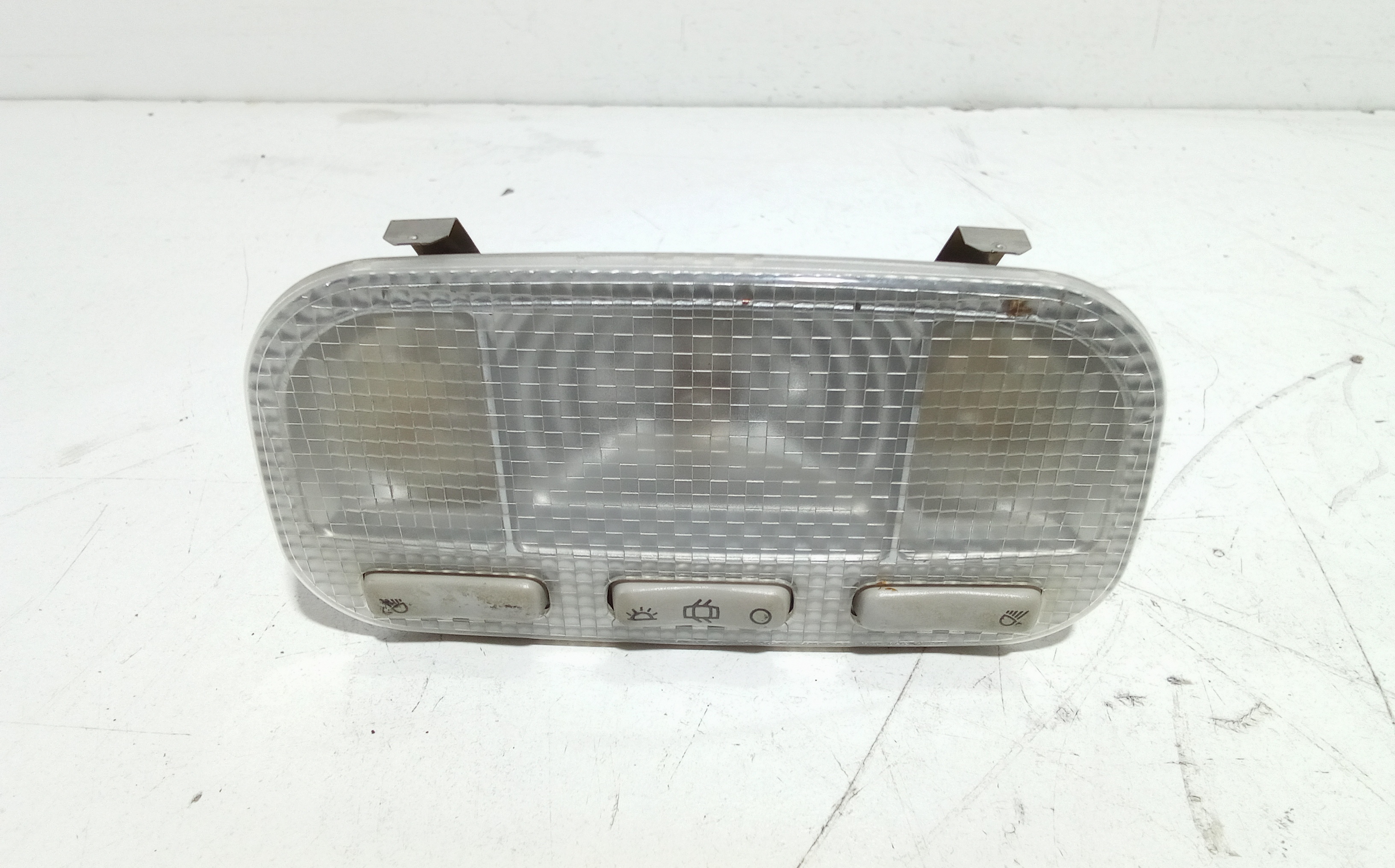 Luce Cortesia Ant. Tetto 6362Q2 Usato