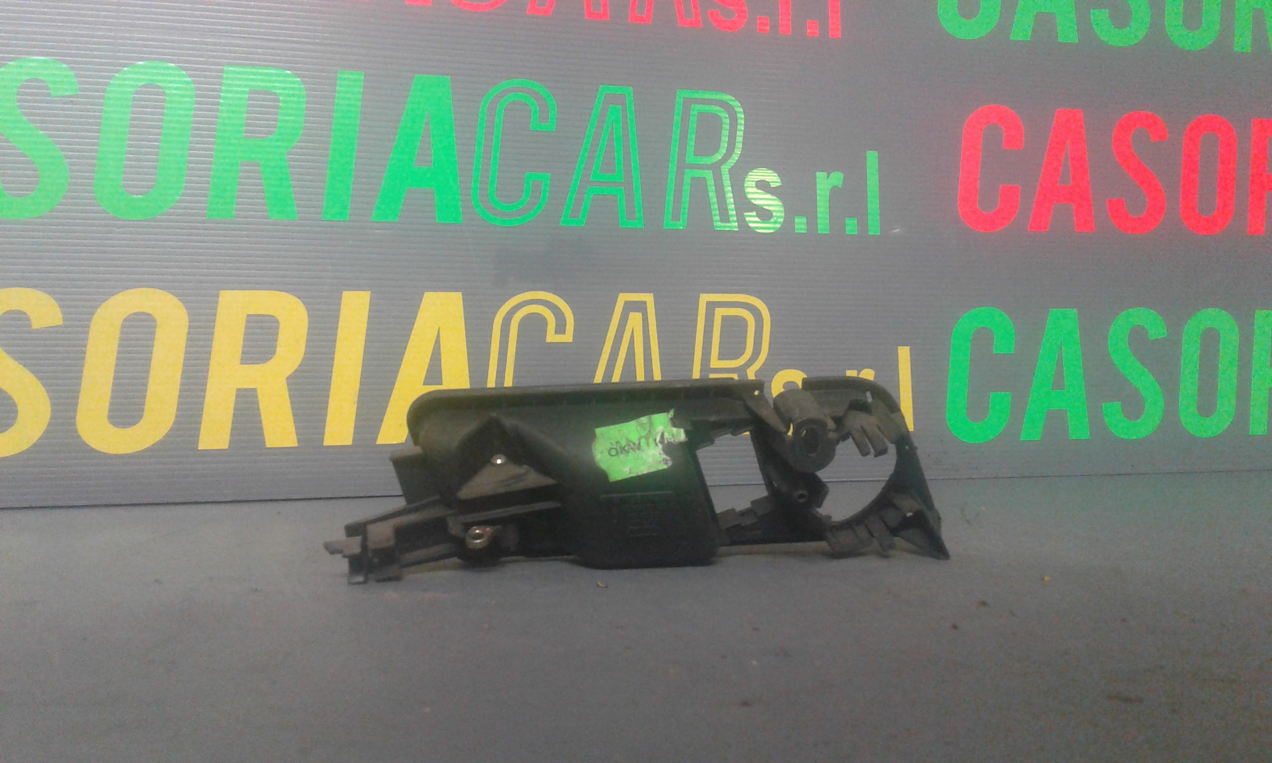 Maniglia Int. Apertura Porta Ant. Destro Usato