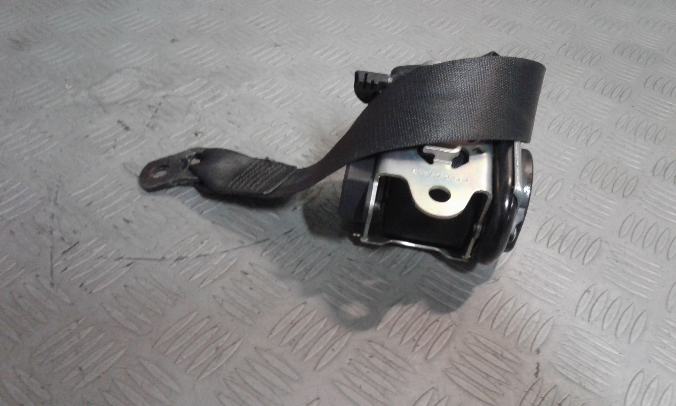 Cintura Di Sicurezza Post. Destro A1698605885 Usato