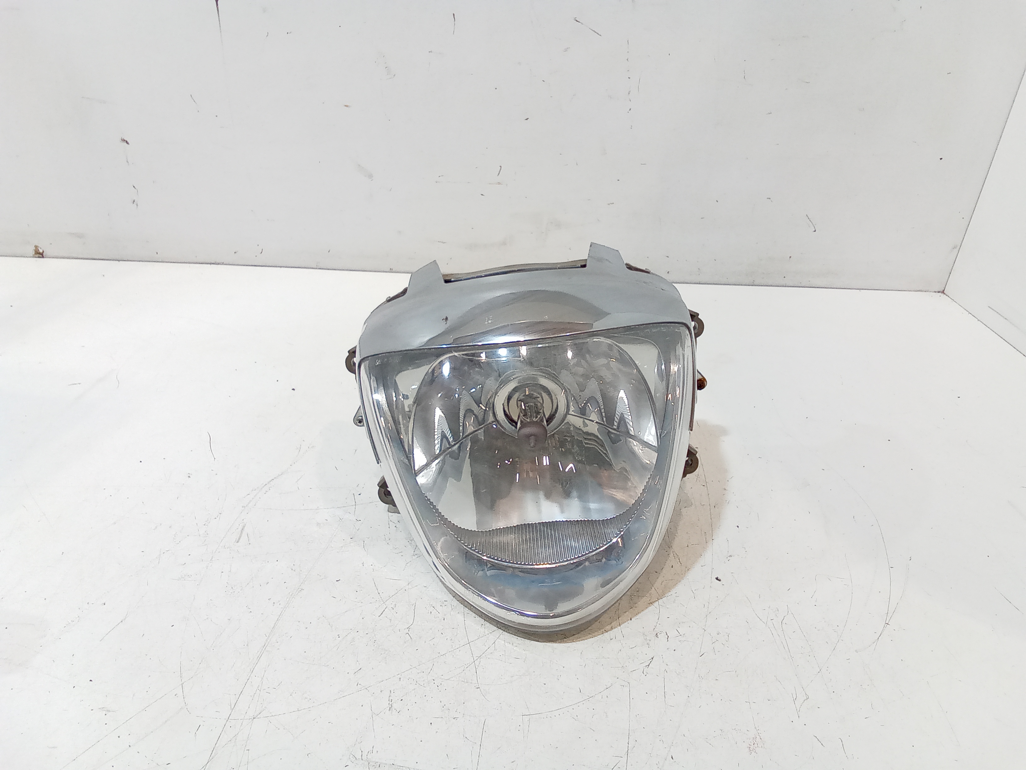 Faro Anteriore Usato