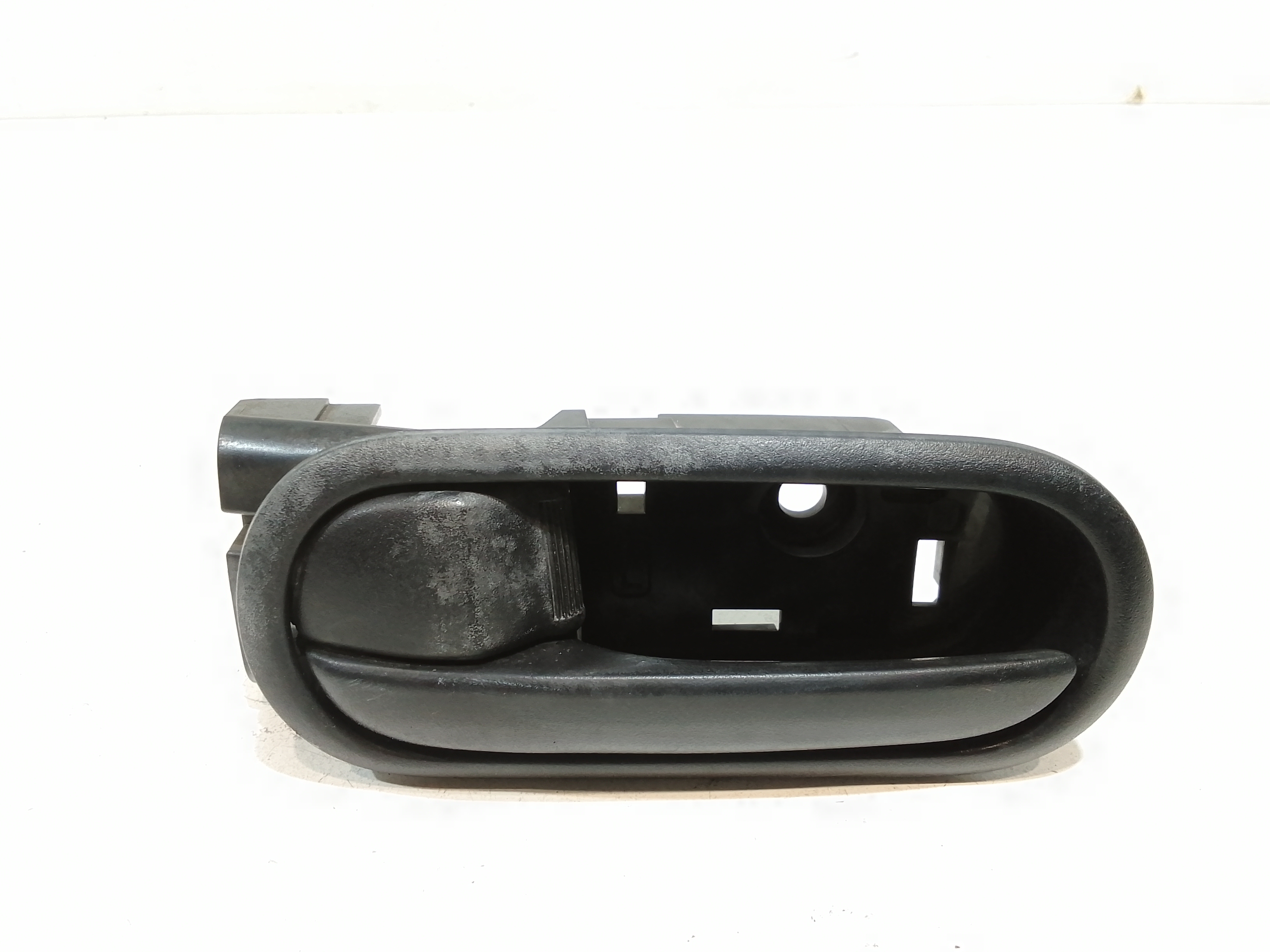Maniglia Int. Apertura Porta Ant. Sinistro D65159330A02 Usato