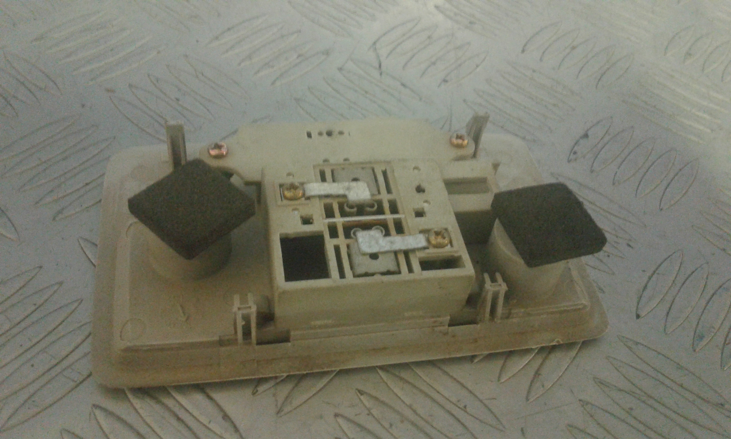 Luce Cortesia Ant. Tetto GJ6A6997034 Usato