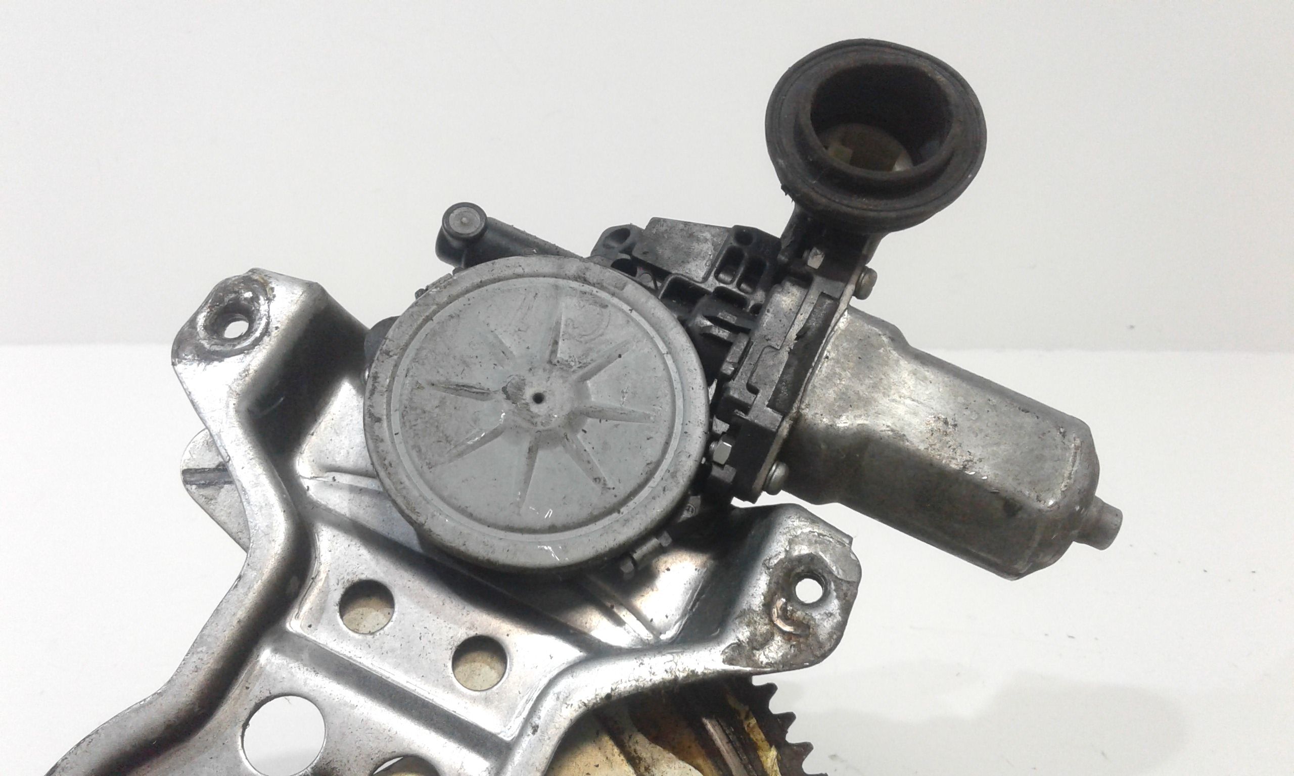 Alzacristallo Porta Ant. Destro 8341062J00000 Usato